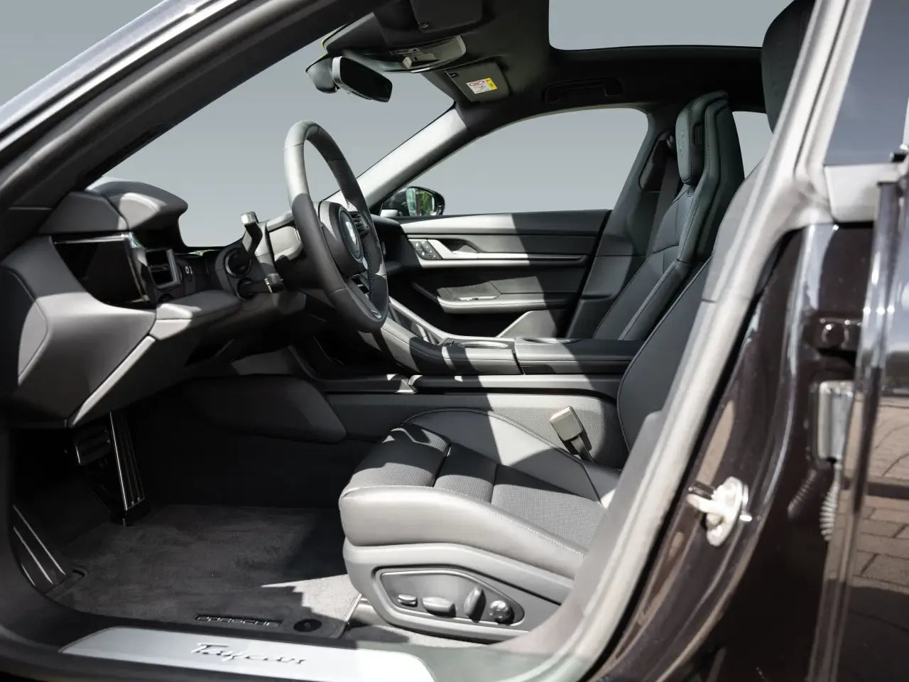 Porsche Taycan RWD - Electric - Samsaru's Car Outlet