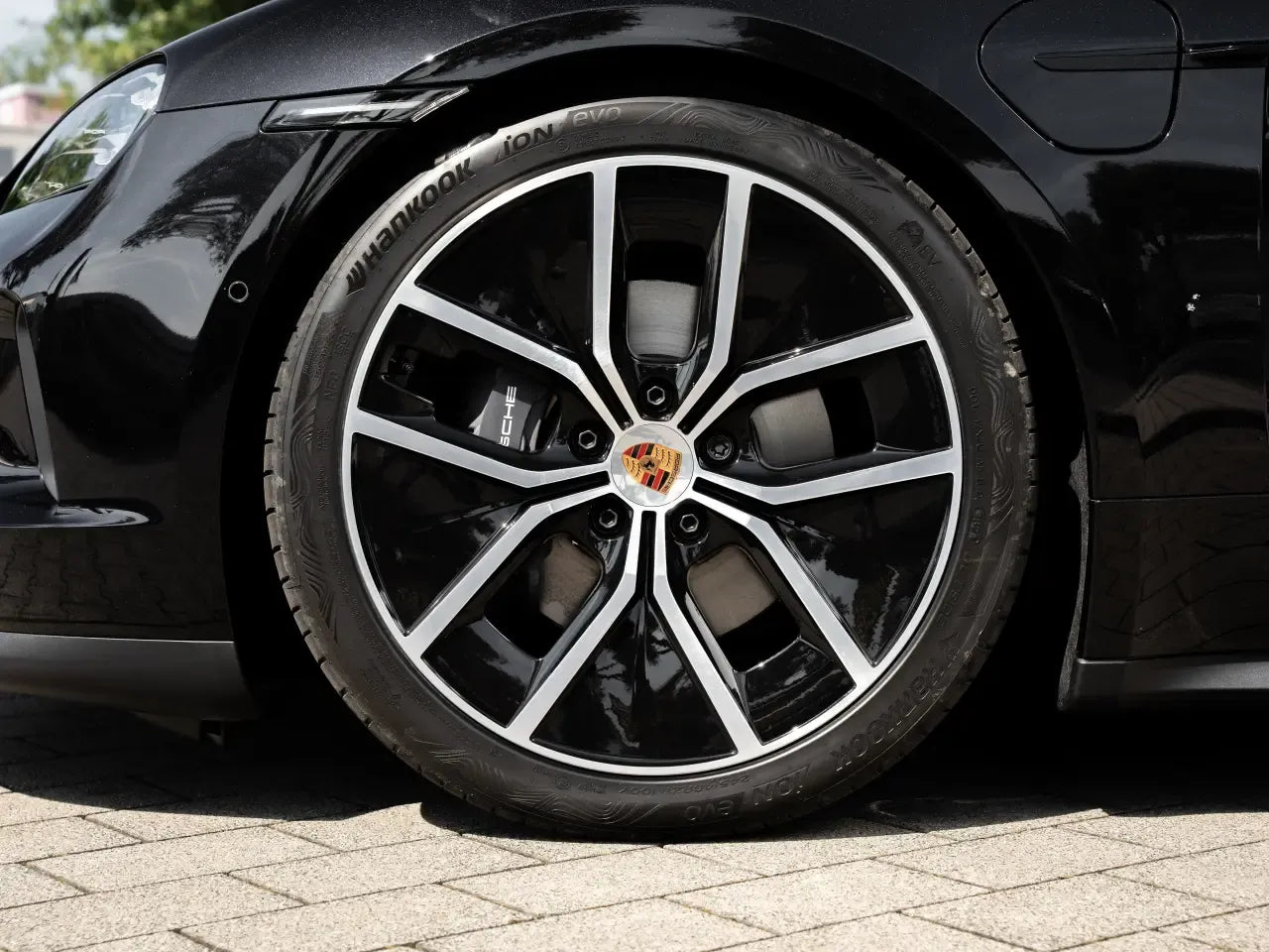 Porsche Taycan RWD - Electric - Samsaru's Car Outlet