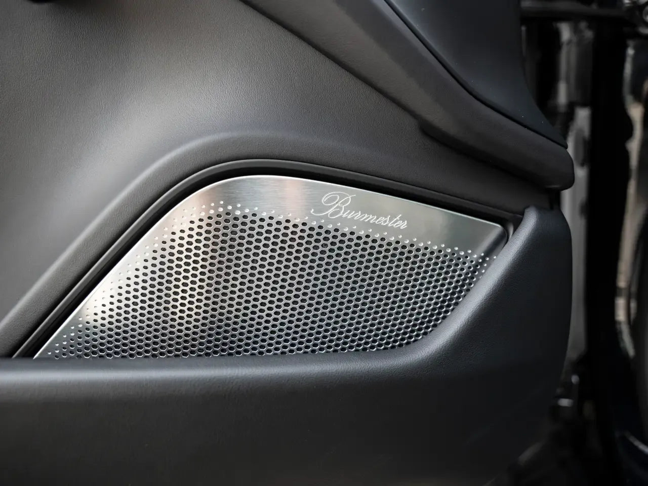 Porsche Taycan Turbo Cross Turismo - Electric - Samsaru's Car Outlet