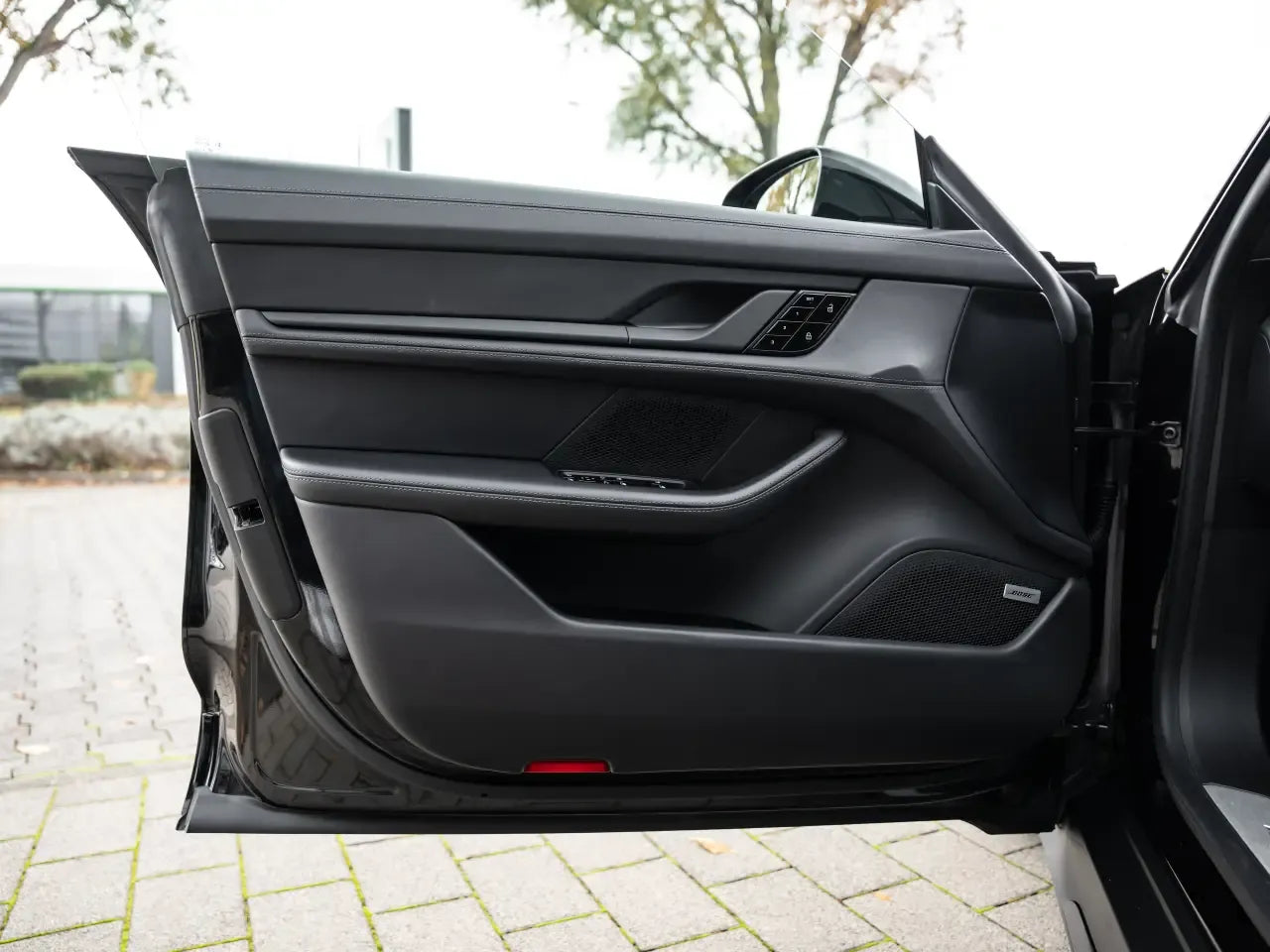 Porsche Taycan Turbo - Electric - Samsaru's Car Outlet