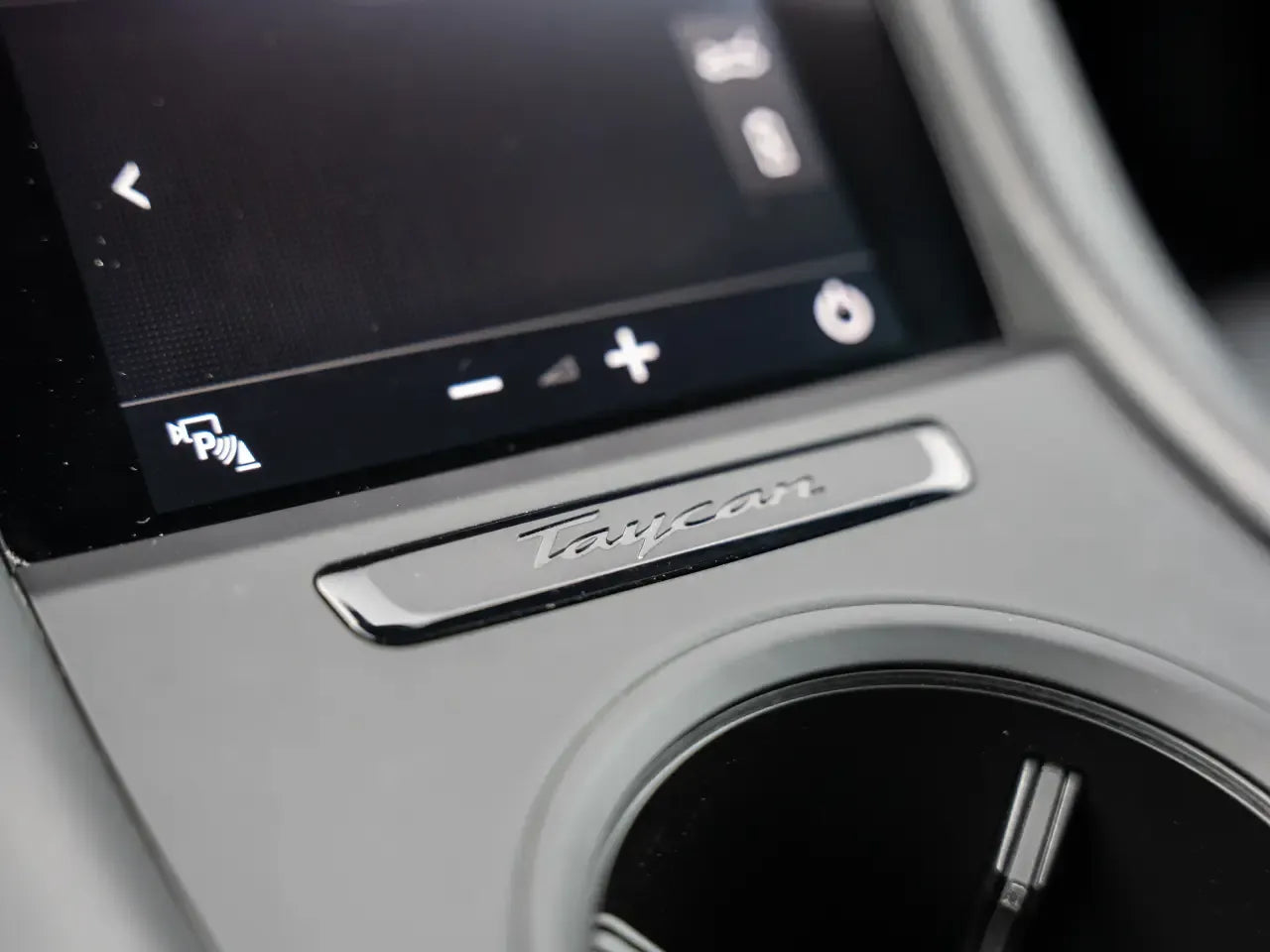 Porsche Taycan Turbo - Electric - Samsaru's Car Outlet