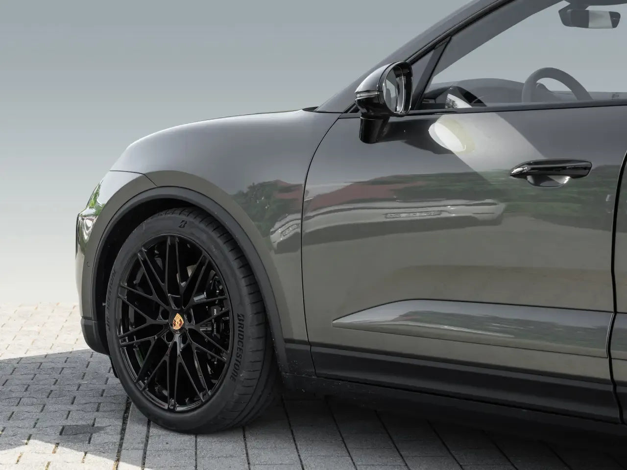 Porsche Macan 4S - Electric - Samsaru's Car Outlet