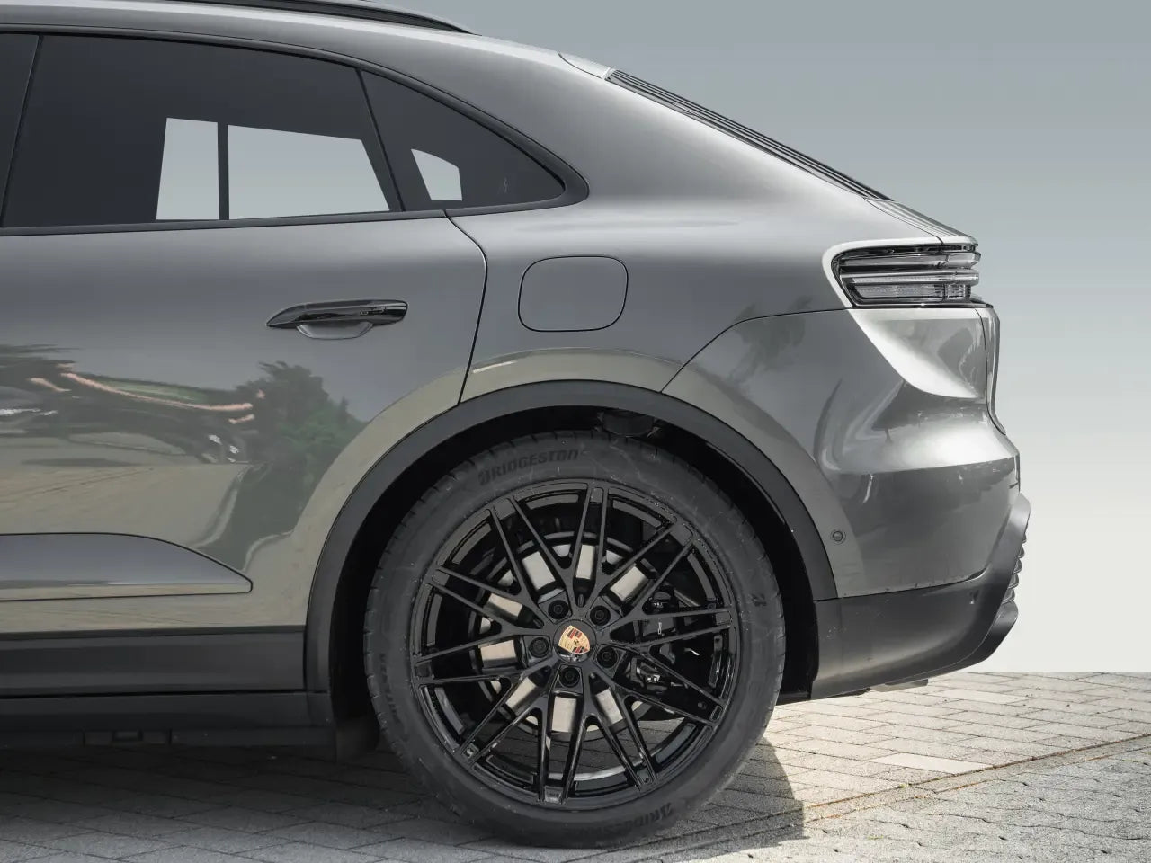 Porsche Macan 4S - Electric - Samsaru's Car Outlet