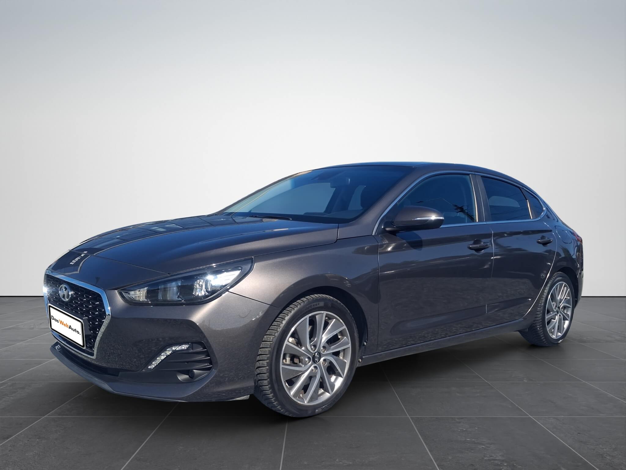 Hyundai i30 Fastback 1.5 T-GDI 7DCT Style - Samsaru's Car Outlet