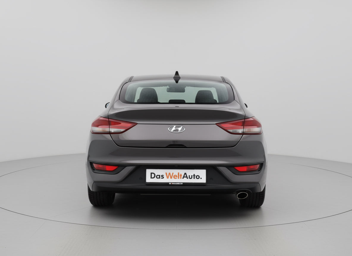 Hyundai i30 Fastback 1.5 T-GDI 7DCT Style - Samsaru's Car Outlet