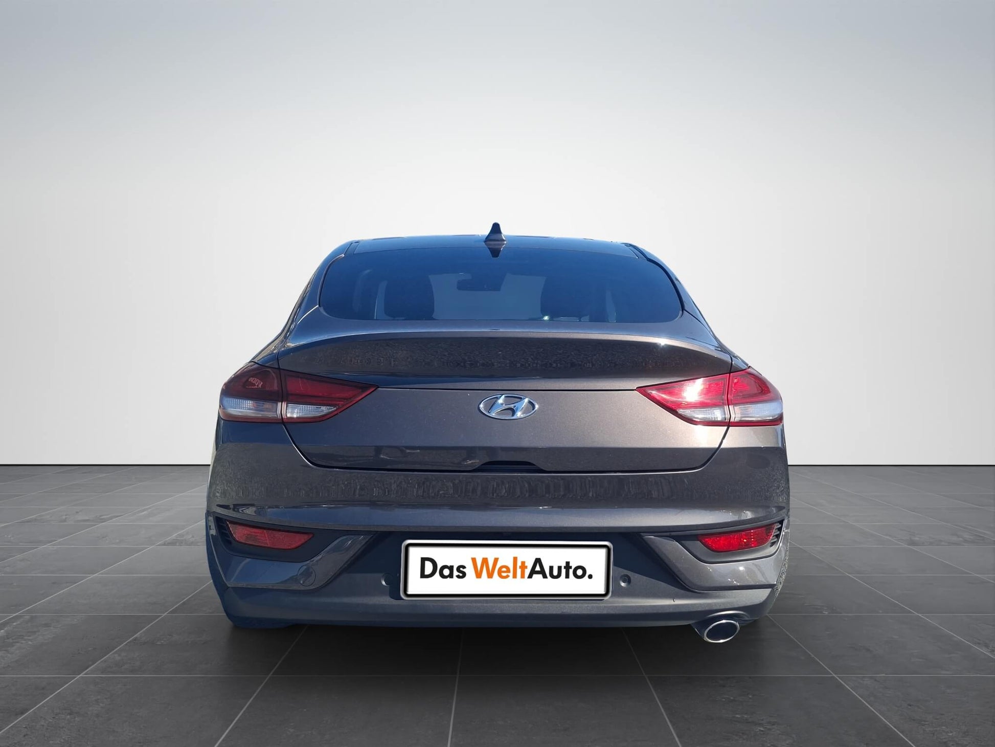 Hyundai i30 Fastback 1.5 T-GDI 7DCT Style - Samsaru's Car Outlet