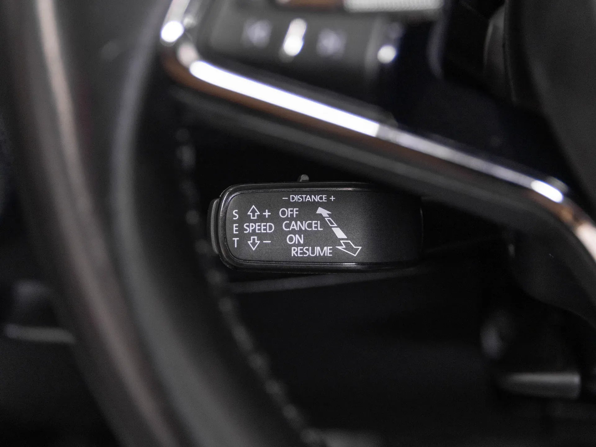 Skoda Superb Ambition 2.0 Diesel 190 CP Argintiu (dublu ambreiaj) - Samsaru's Car Outlet