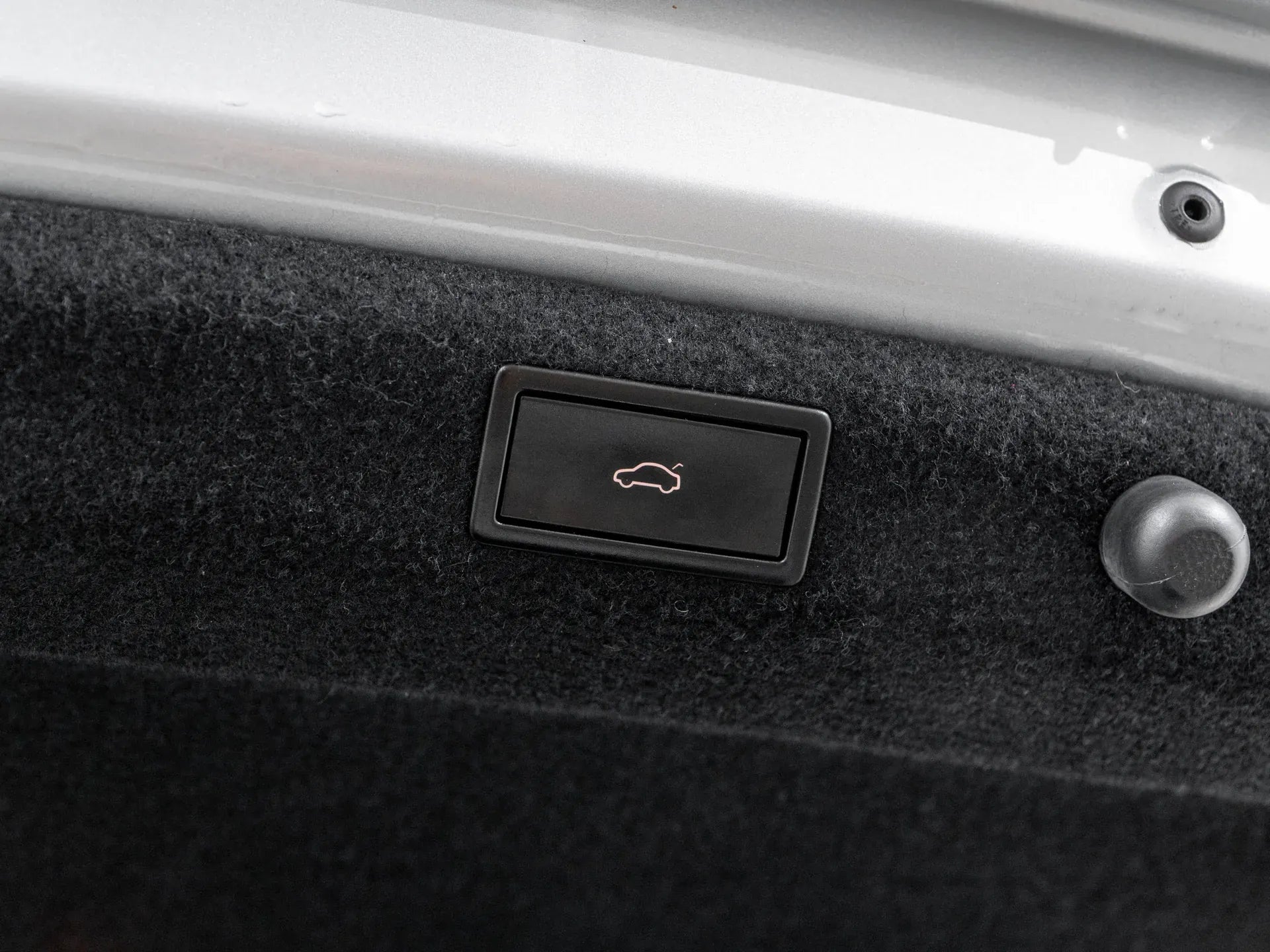 Skoda Superb Ambition 2.0 Diesel 190 CP Argintiu (dublu ambreiaj) - Samsaru's Car Outlet