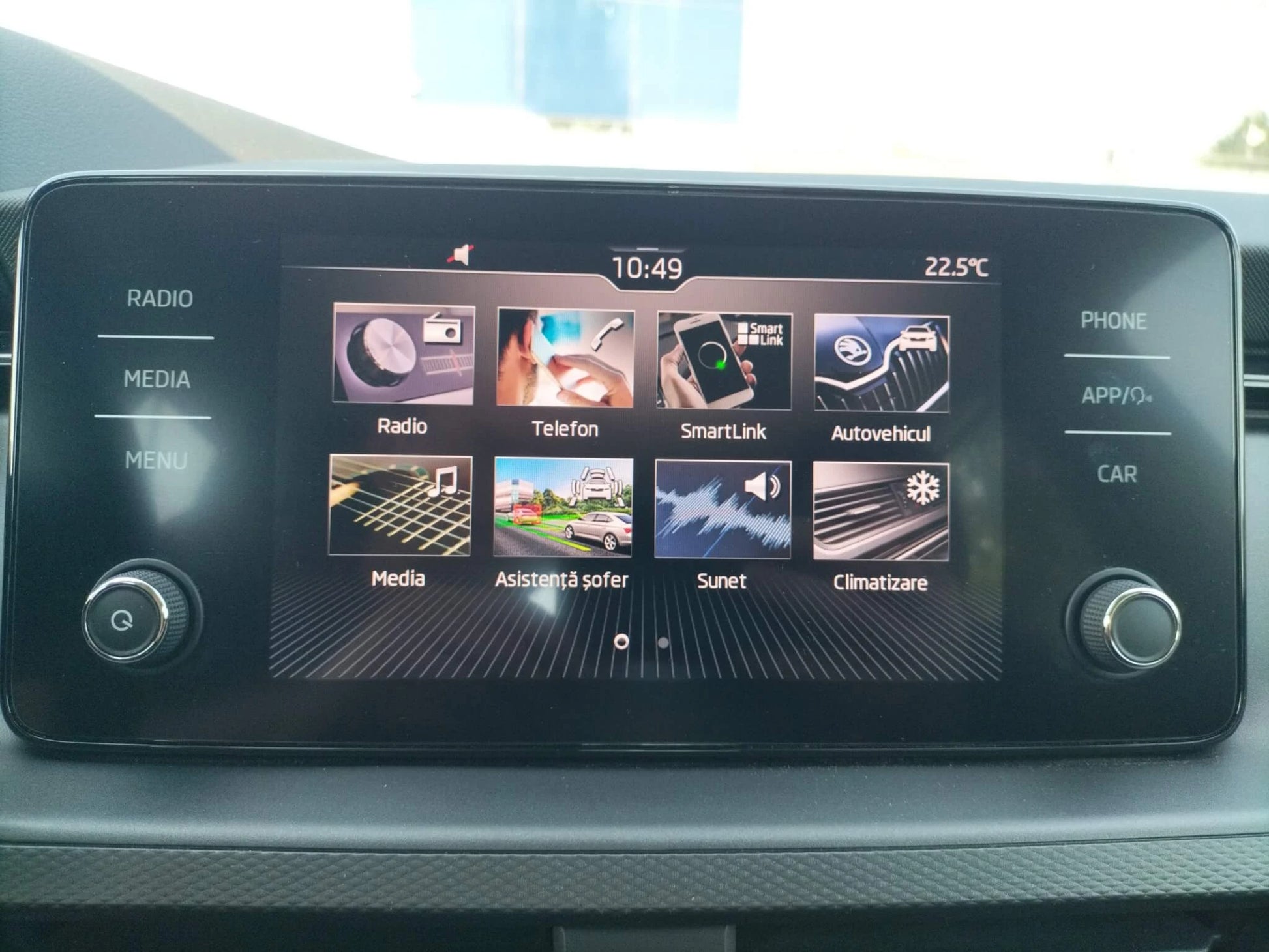 Škoda Scala Ambition 1.6 TDI - Samsaru's Car Outlet