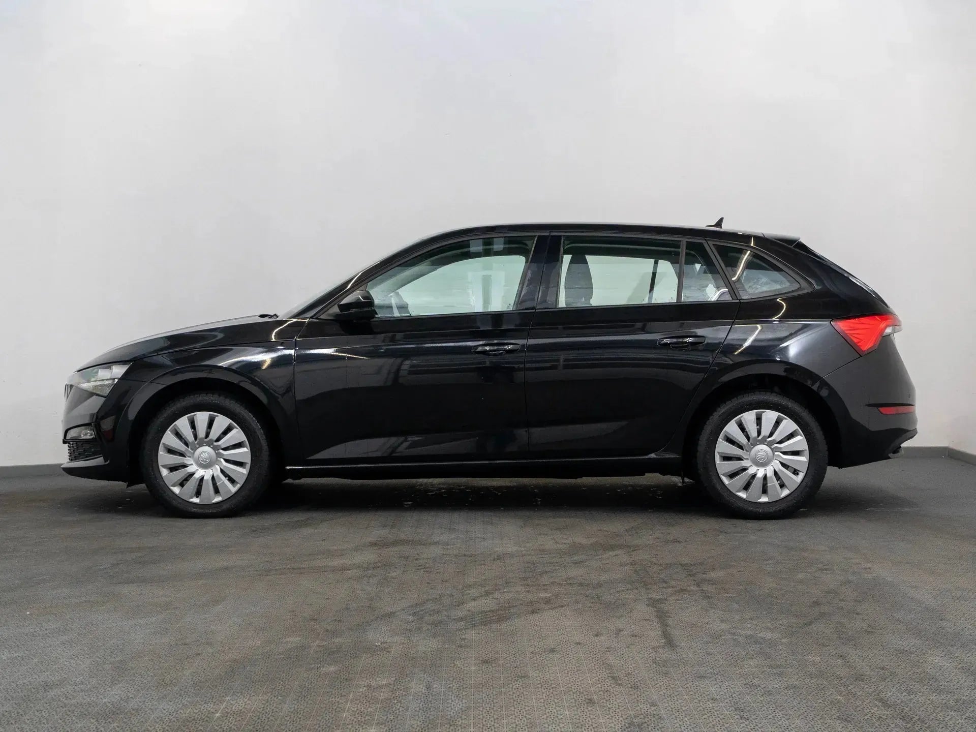 Skoda Scala 1.0 Benzina 115 CP Negru - Samsaru's Car Outlet