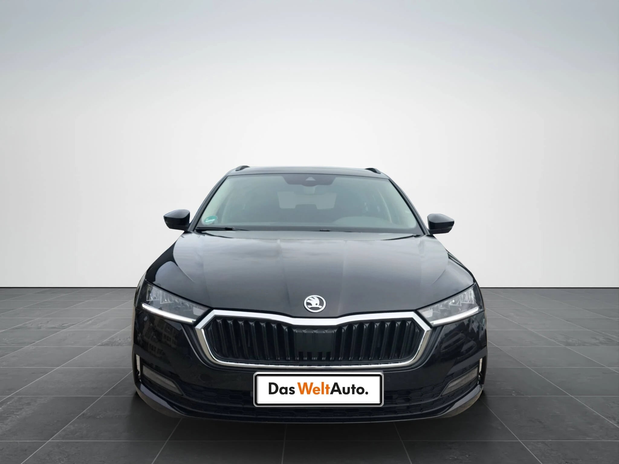 ŠKODA Octavia Combi Ambition 2.0 TDI DSG - Samsaru's Car Outlet