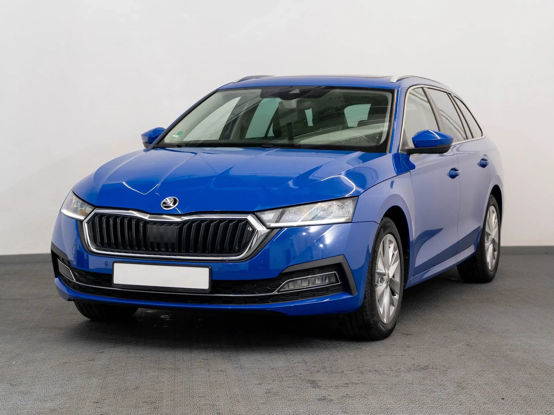 Skoda Octavia 2.0 Diesel 150 CP Albastru - Samsaru's Car Outlet