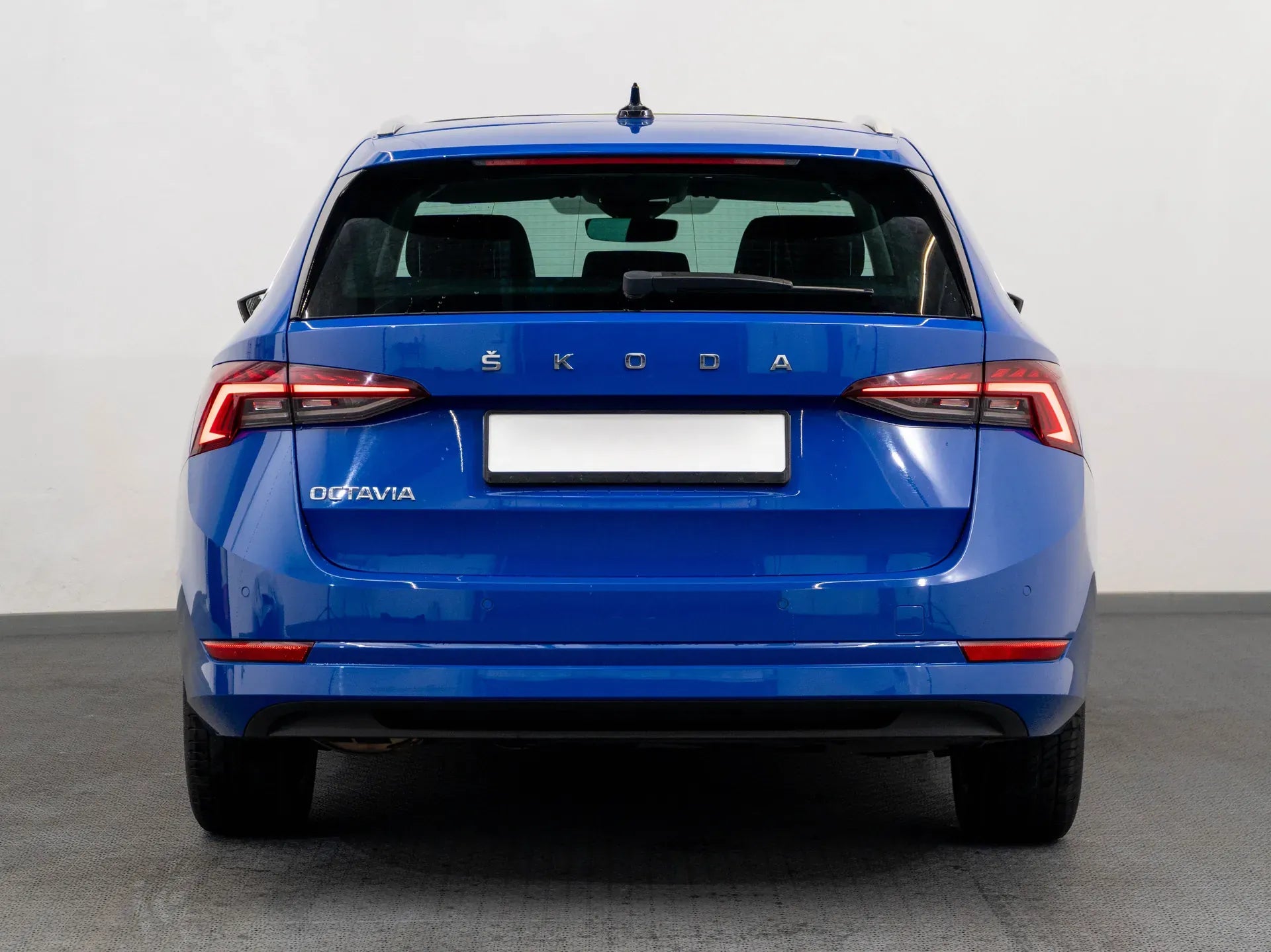Skoda Octavia 2.0 Diesel 150 CP Albastru - Samsaru's Car Outlet