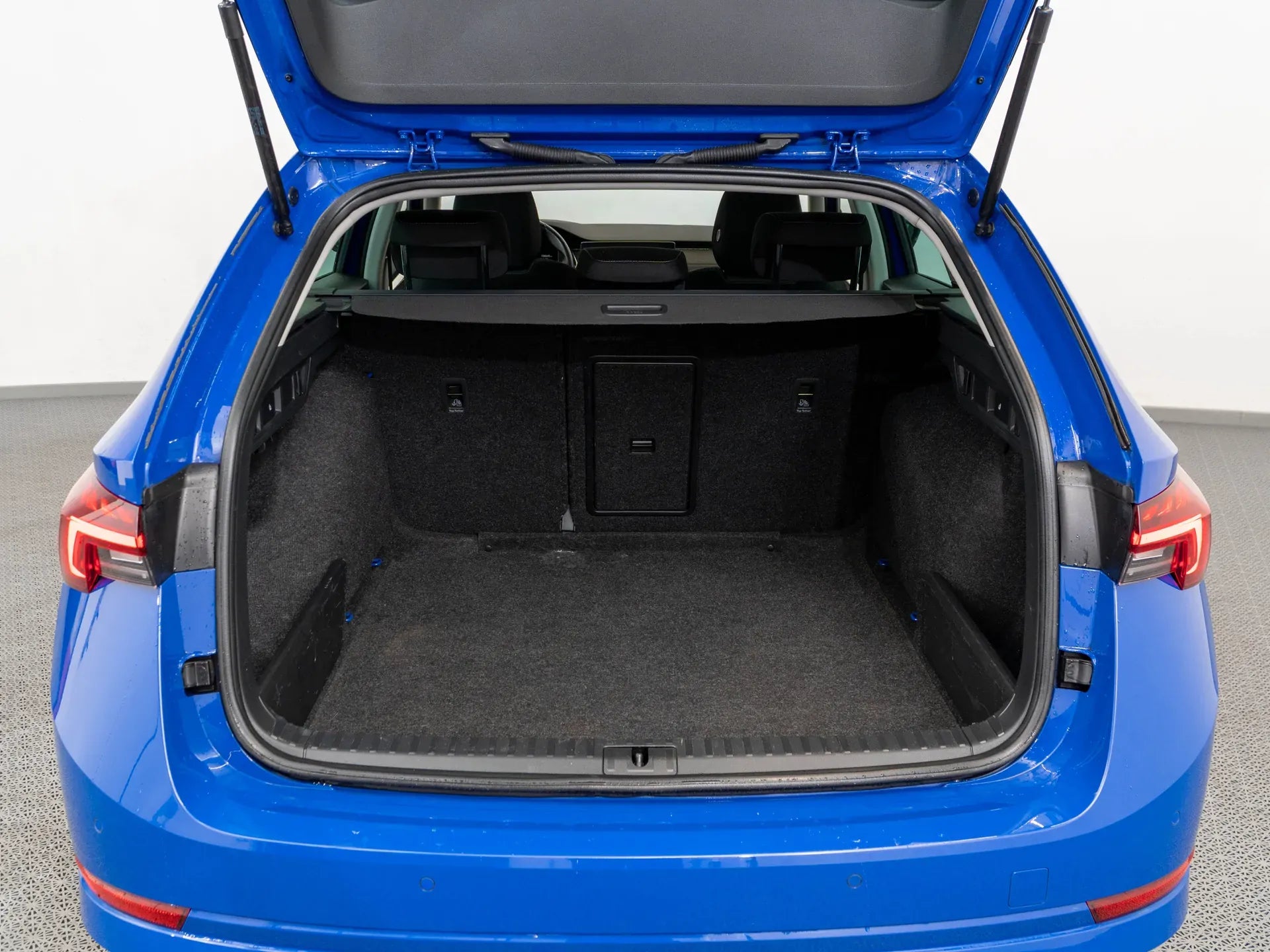 Skoda Octavia 2.0 Diesel 150 CP Albastru - Samsaru's Car Outlet