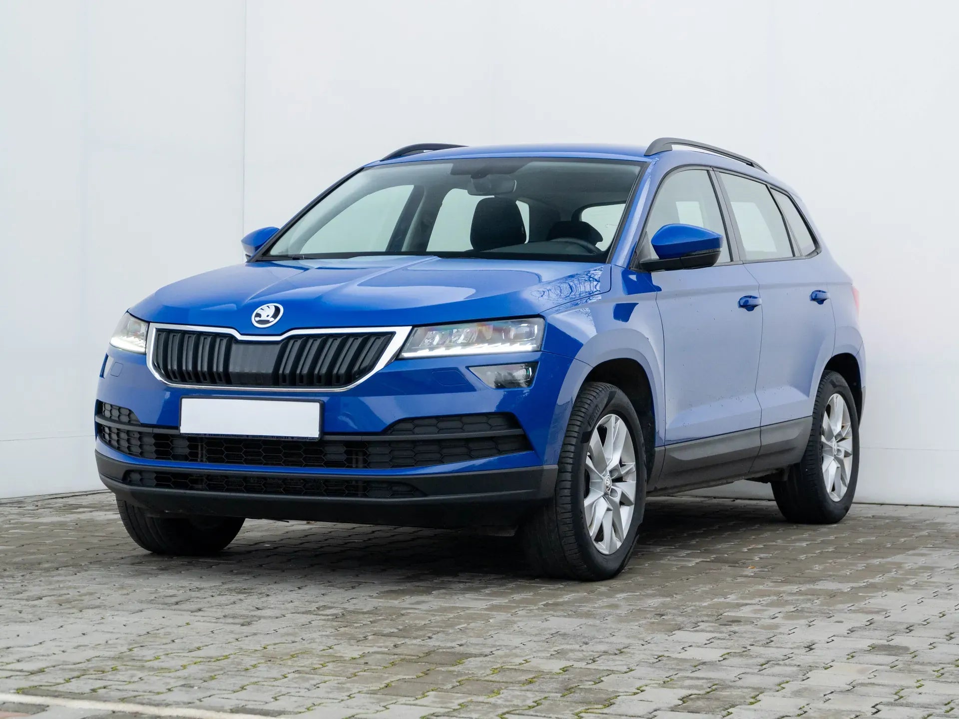 Skoda Karoq 2.0 Diesel 150 CP Albastru - Samsaru's Car Outlet