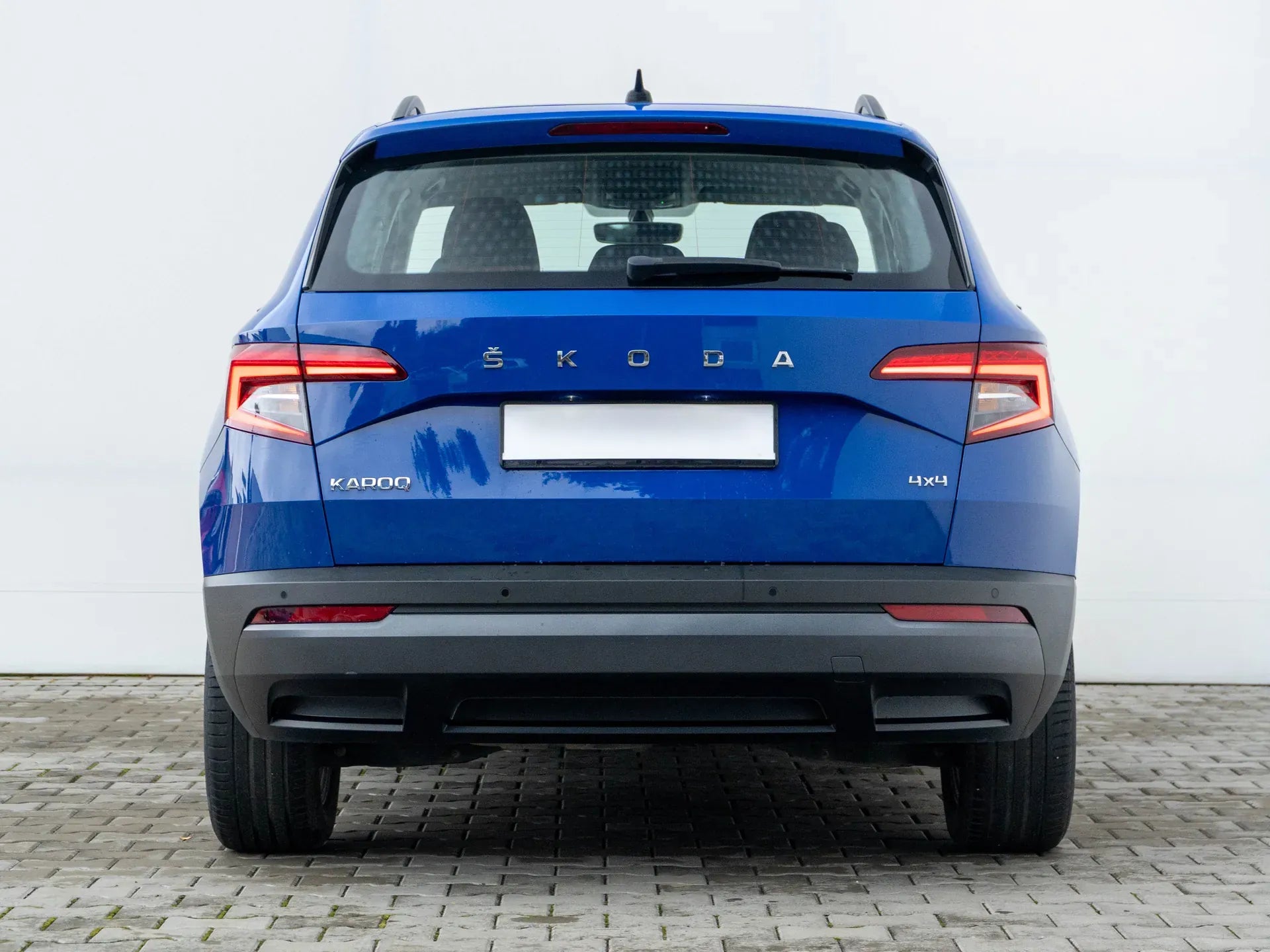 Skoda Karoq 2.0 Diesel 150 CP Albastru - Samsaru's Car Outlet