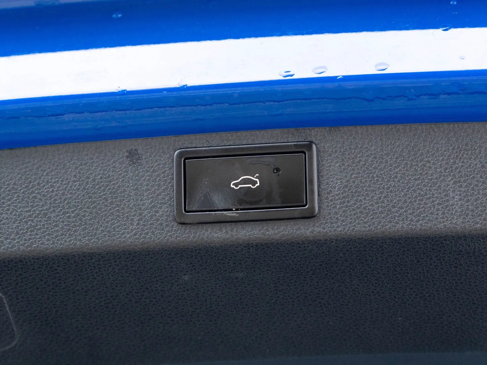 Skoda Karoq 2.0 Diesel 150 CP Albastru - Samsaru's Car Outlet