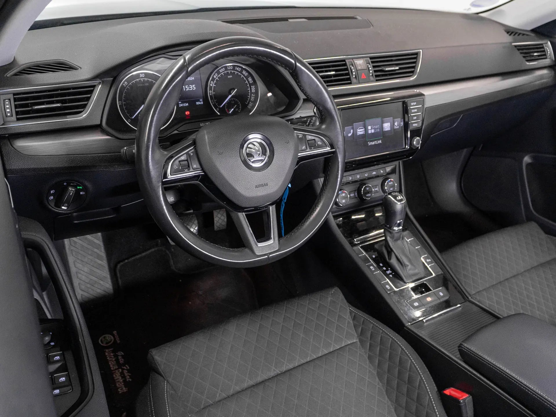 Skoda Superb 2.0 Diesel 190 CP Gri - Samsaru's Car Outlet