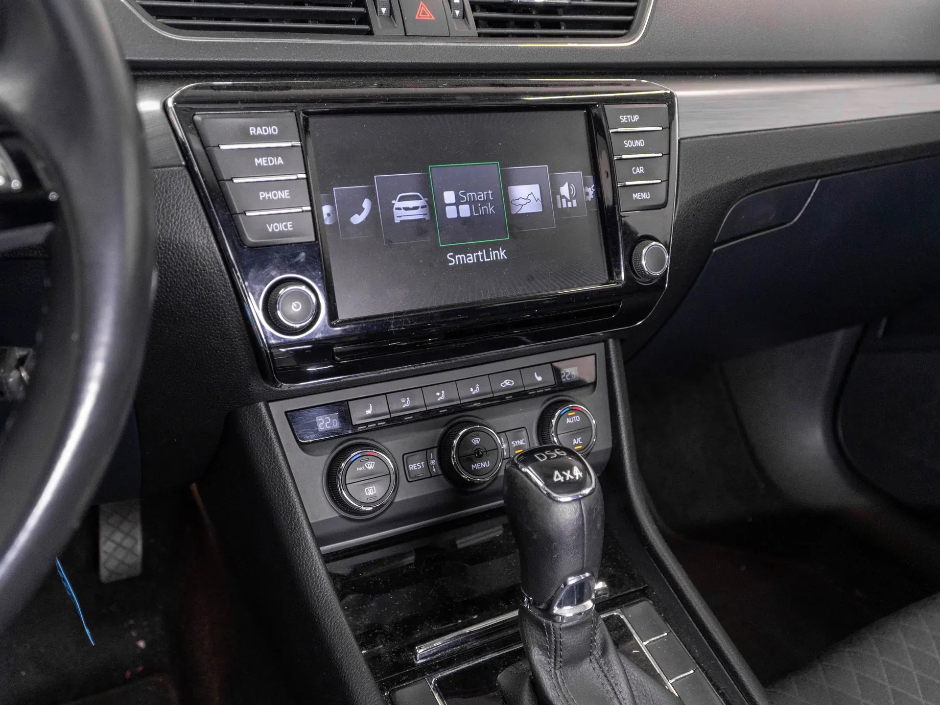 Skoda Superb 2.0 Diesel 190 CP Gri - Samsaru's Car Outlet