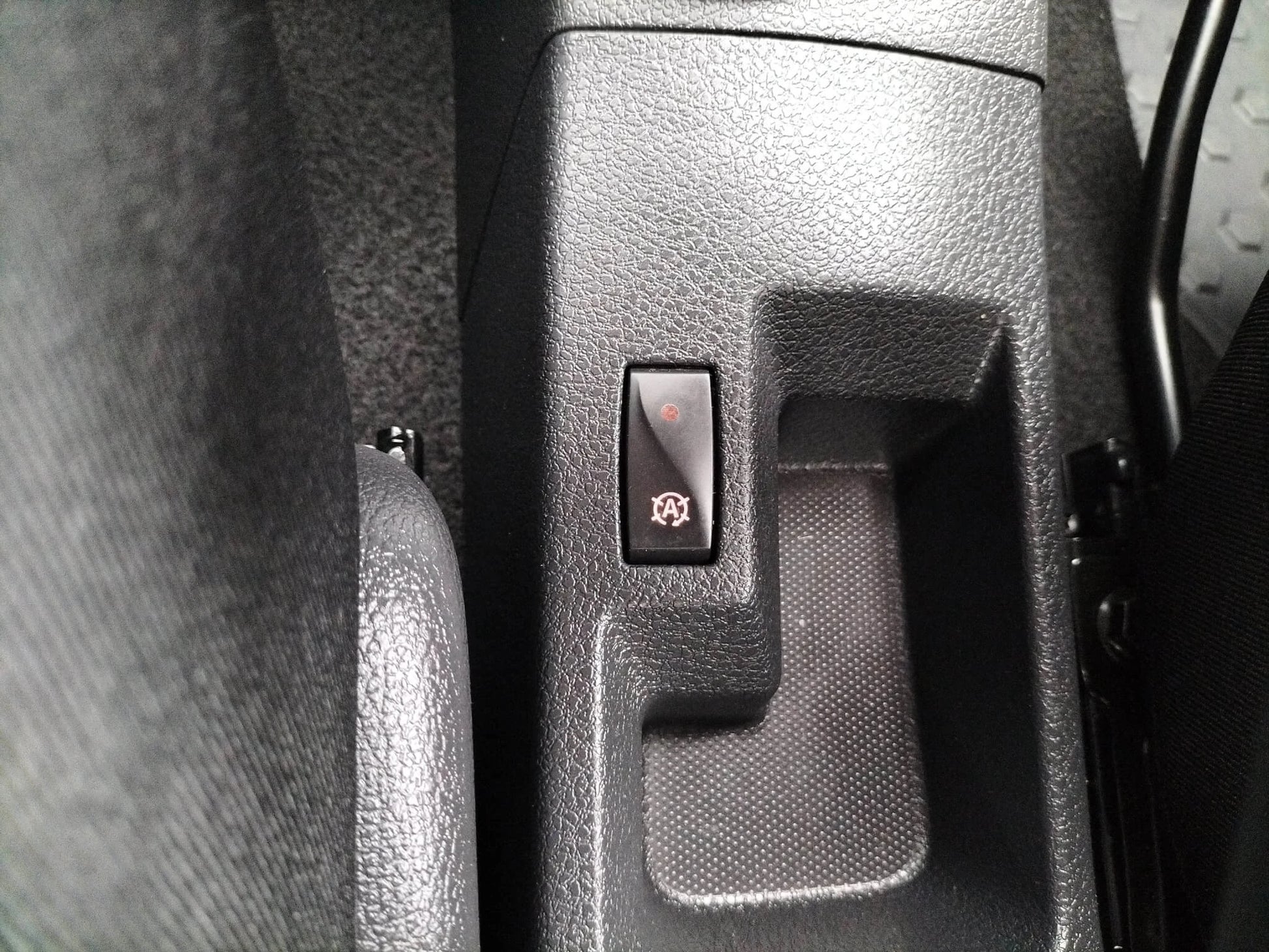 Dacia Logan 1.5 Blue dCi Laureate - Samsaru's Car Outlet