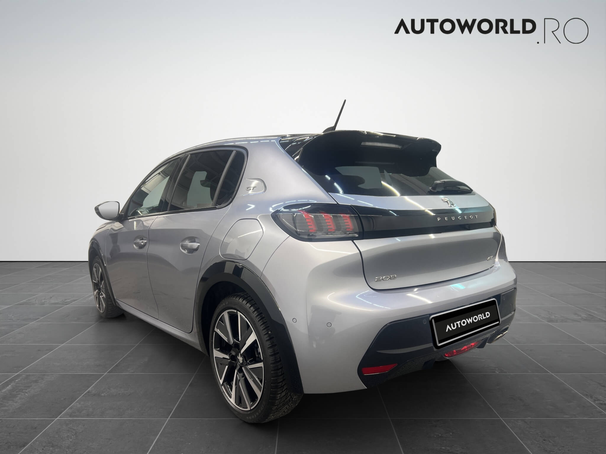 Peugeot 208 GT-Line 1.2 Benzina 133 CP Gri - Samsaru's Car Outlet