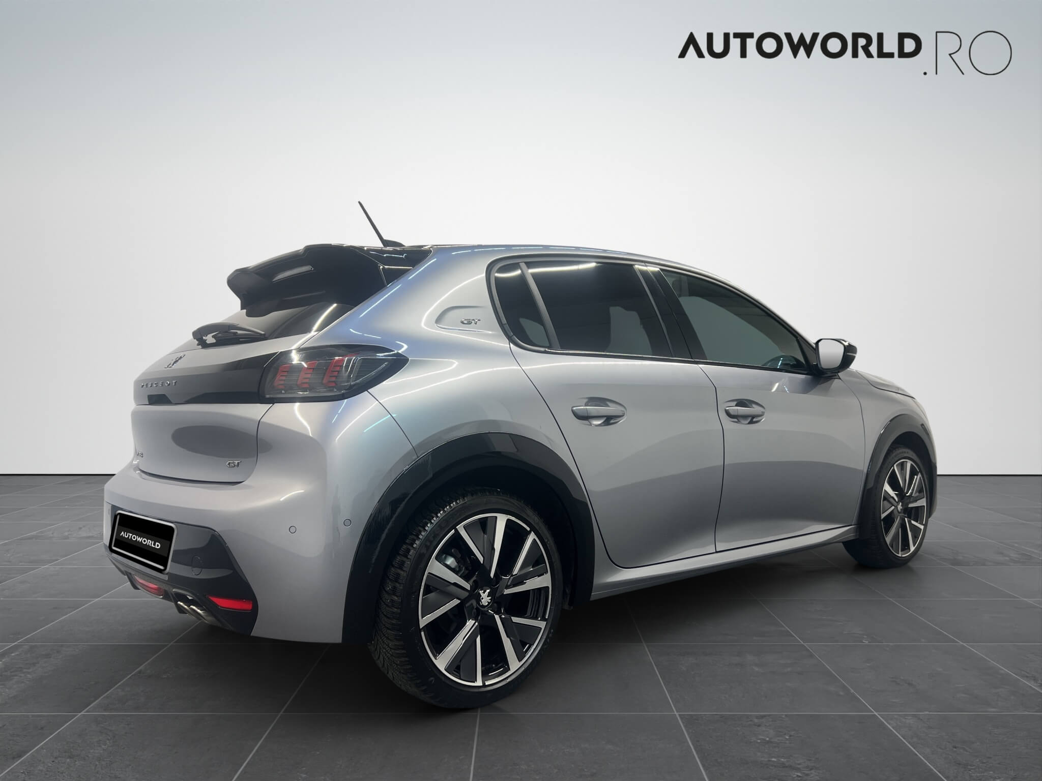 Peugeot 208 GT-Line 1.2 Benzina 133 CP Gri - Samsaru's Car Outlet