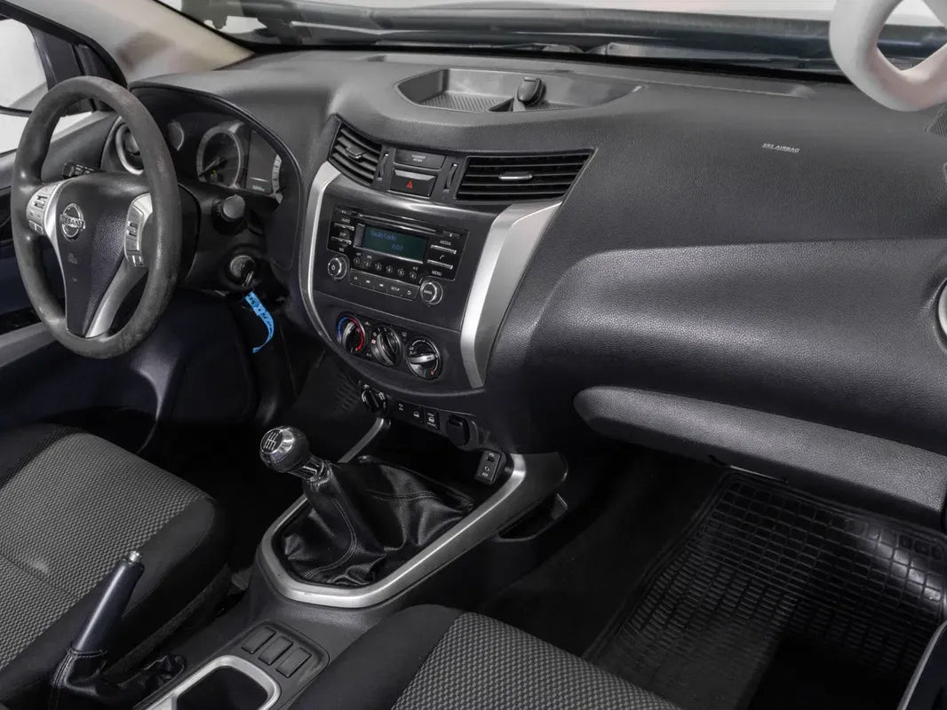 Nissan Navara 2.3 dCi Double Cab