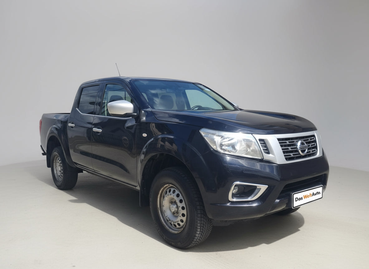 Nissan Navara Acenta Double Cab 4x4 2.3 dCi - Samsaru's Car Outlet