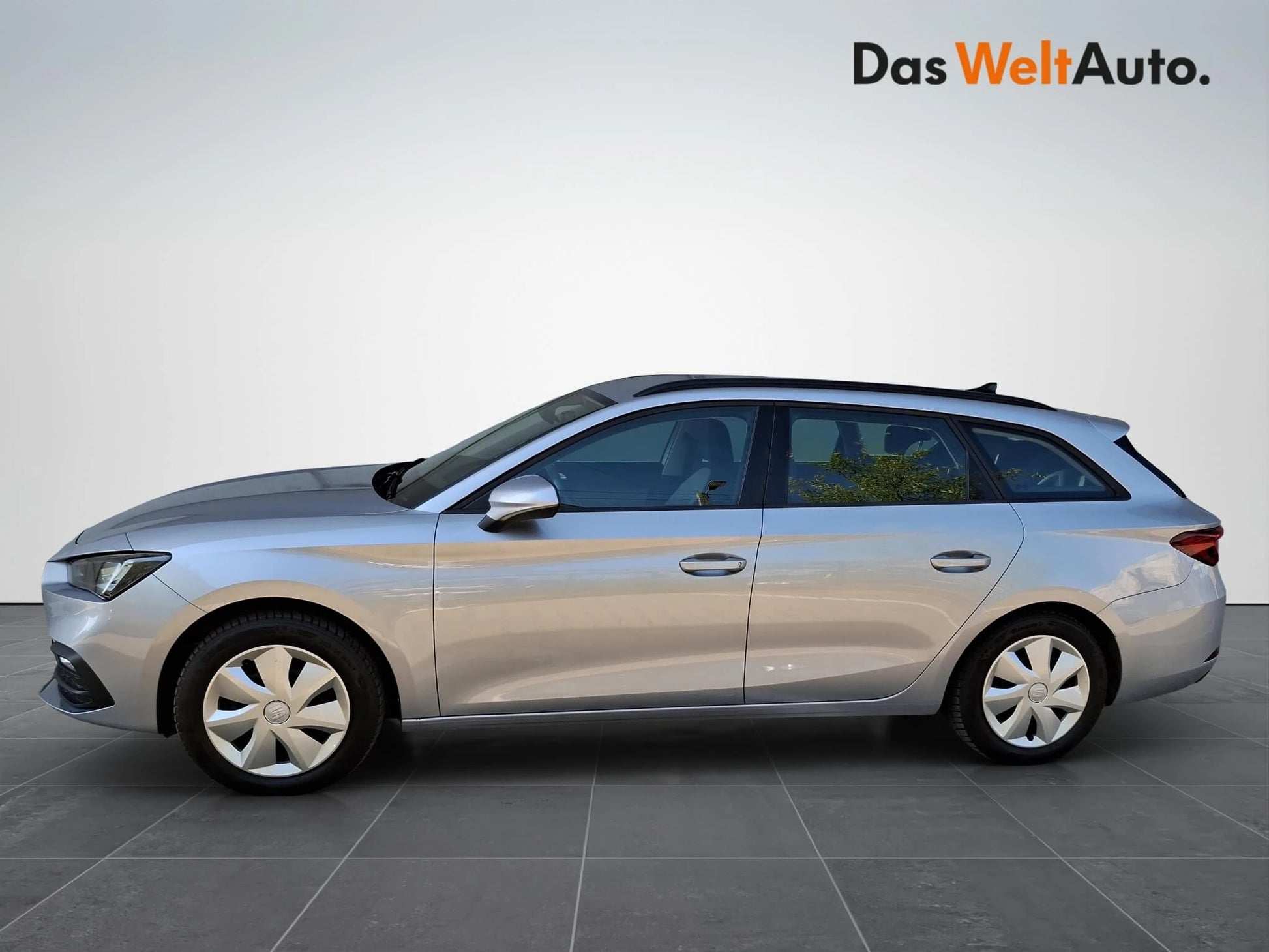 Seat Leon Kombi Style 2.0 TDI DSG - Samsaru's Car Outlet