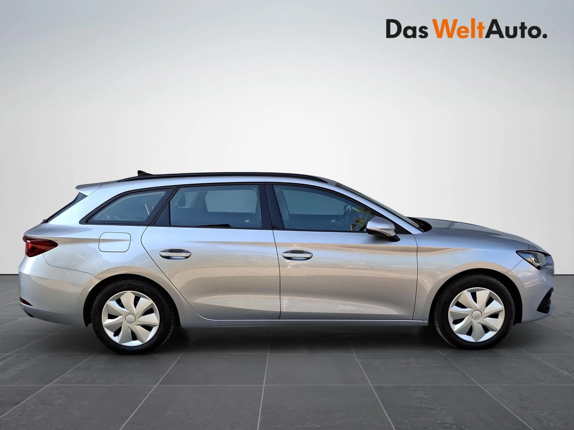 Seat Leon Kombi Style 2.0 TDI DSG - Samsaru's Car Outlet
