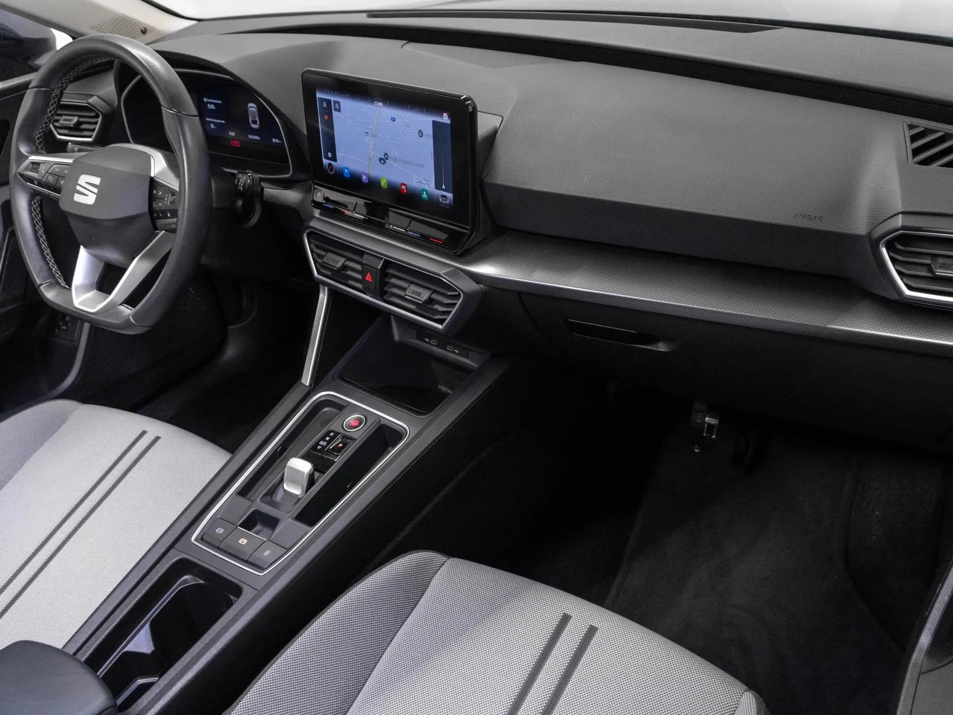 Seat Leon 2.0 Diesel 150 CP Gri - Samsaru's Car Outlet