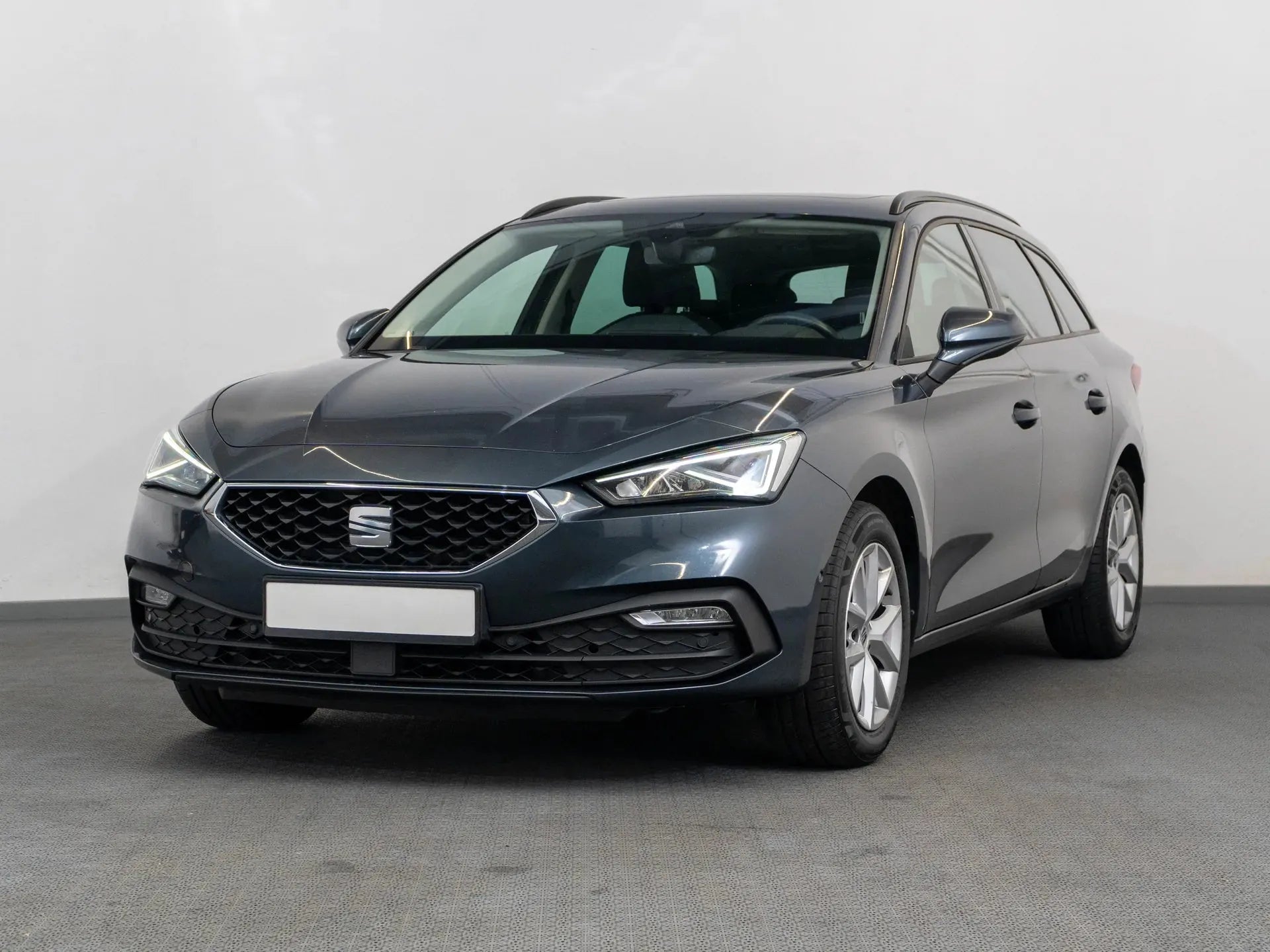 Seat Leon 2.0 Diesel 150 CP Gri - Samsaru's Car Outlet