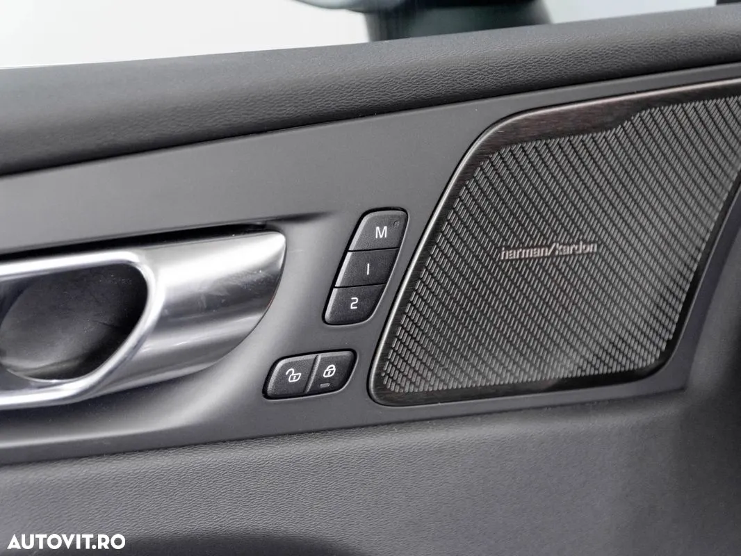 Volvo XC60 T6 AWD Recharge PHEV Plus Bright Geartronic