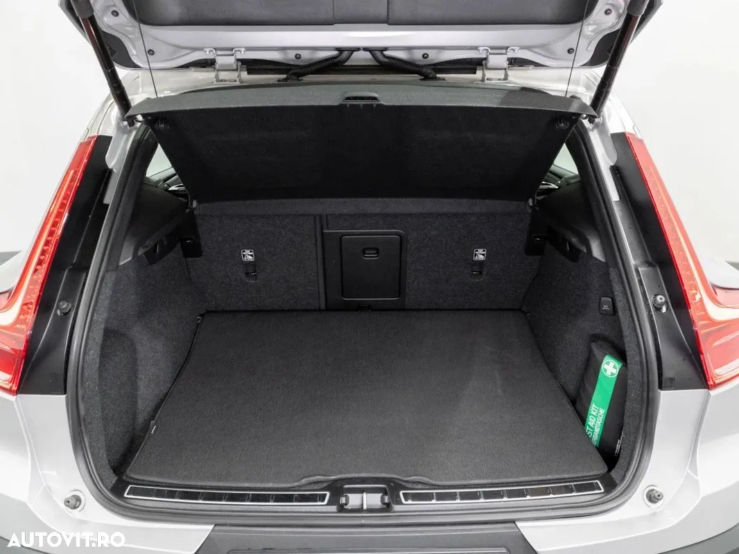 Volvo XC40 T5 Recharge PHEV Plus Bright