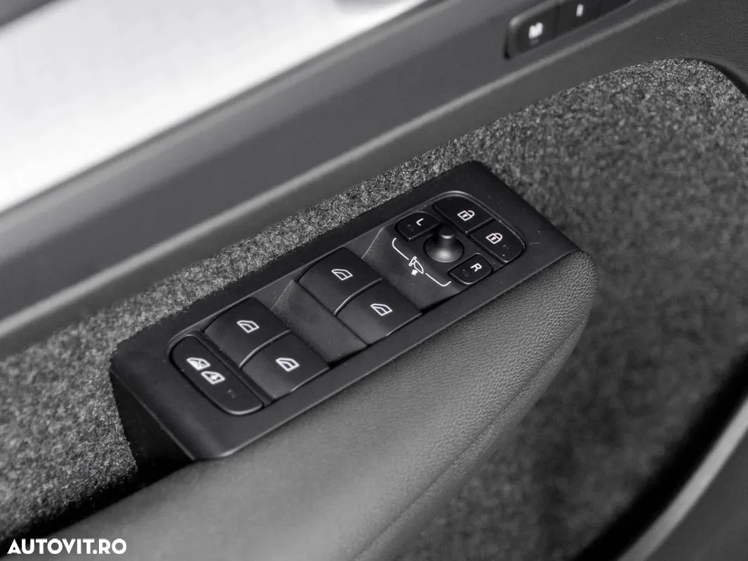 Volvo XC40 T5 Recharge PHEV Plus Bright