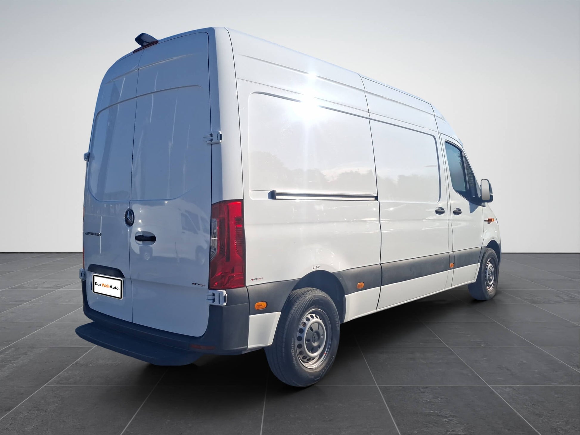 Mercedes-Benz eSprinter 41kWh 3,5t - Samsaru's Car Outlet
