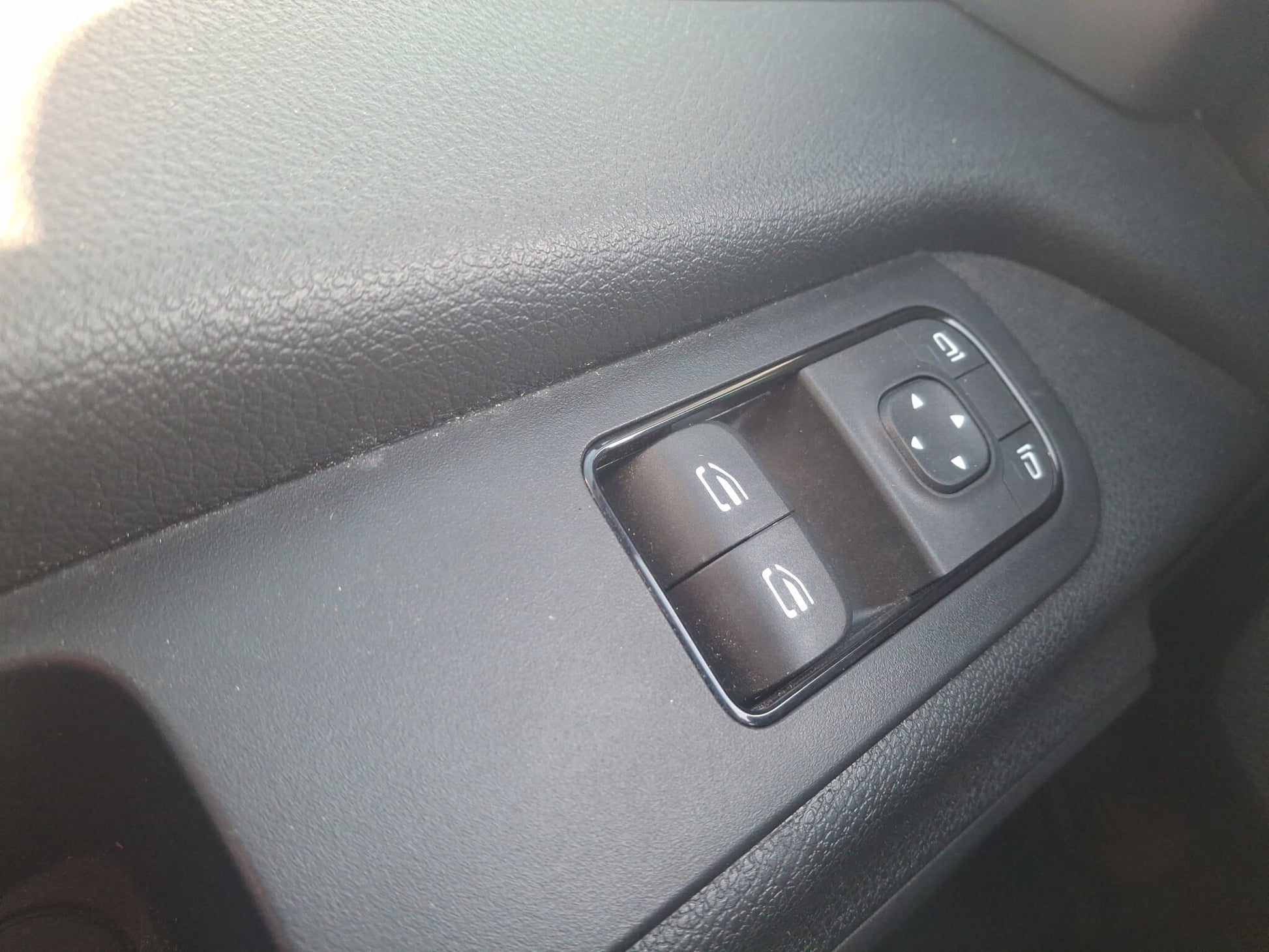Mercedes-Benz eSprinter 41kWh 3,5t - Samsaru's Car Outlet