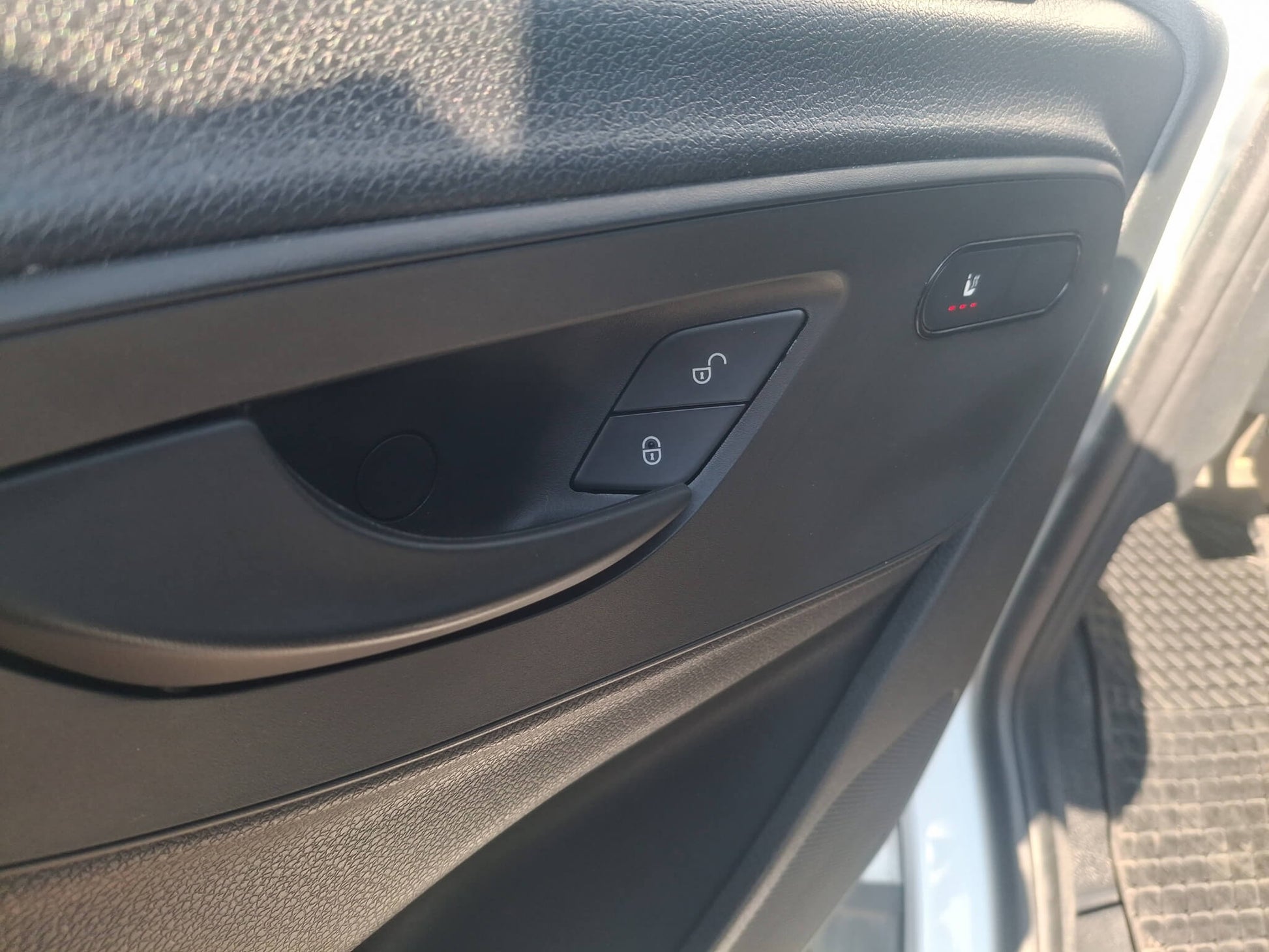 Mercedes-Benz eSprinter 41kWh 3,5t - Samsaru's Car Outlet