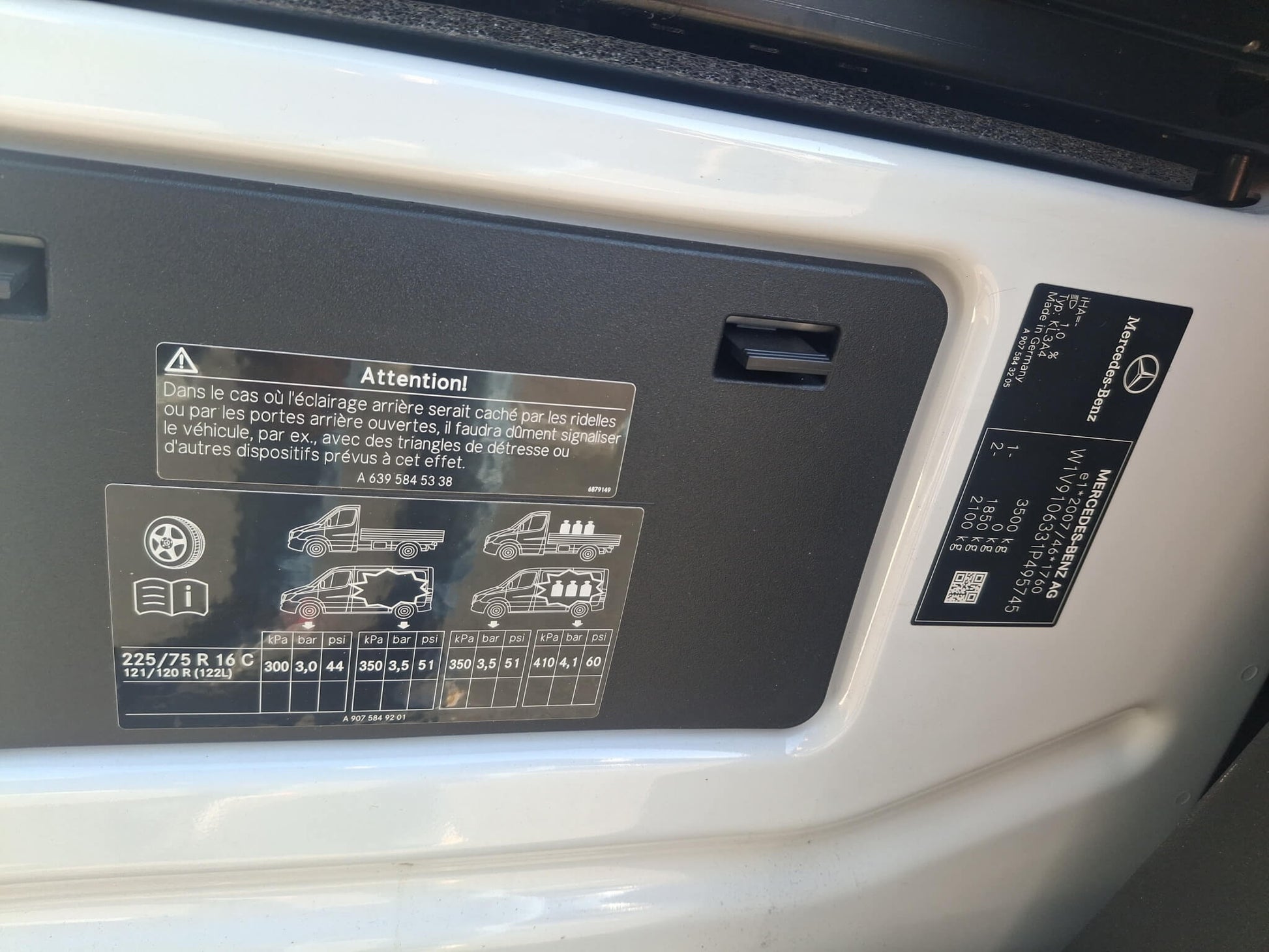 Mercedes-Benz eSprinter 41kWh 3,5t - Samsaru's Car Outlet