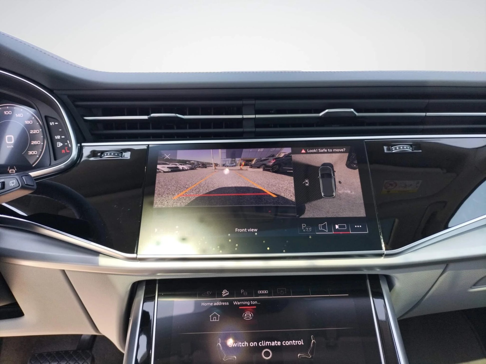 Audi Q7 S line 55 TFSIe quattro - Samsaru's Car Outlet