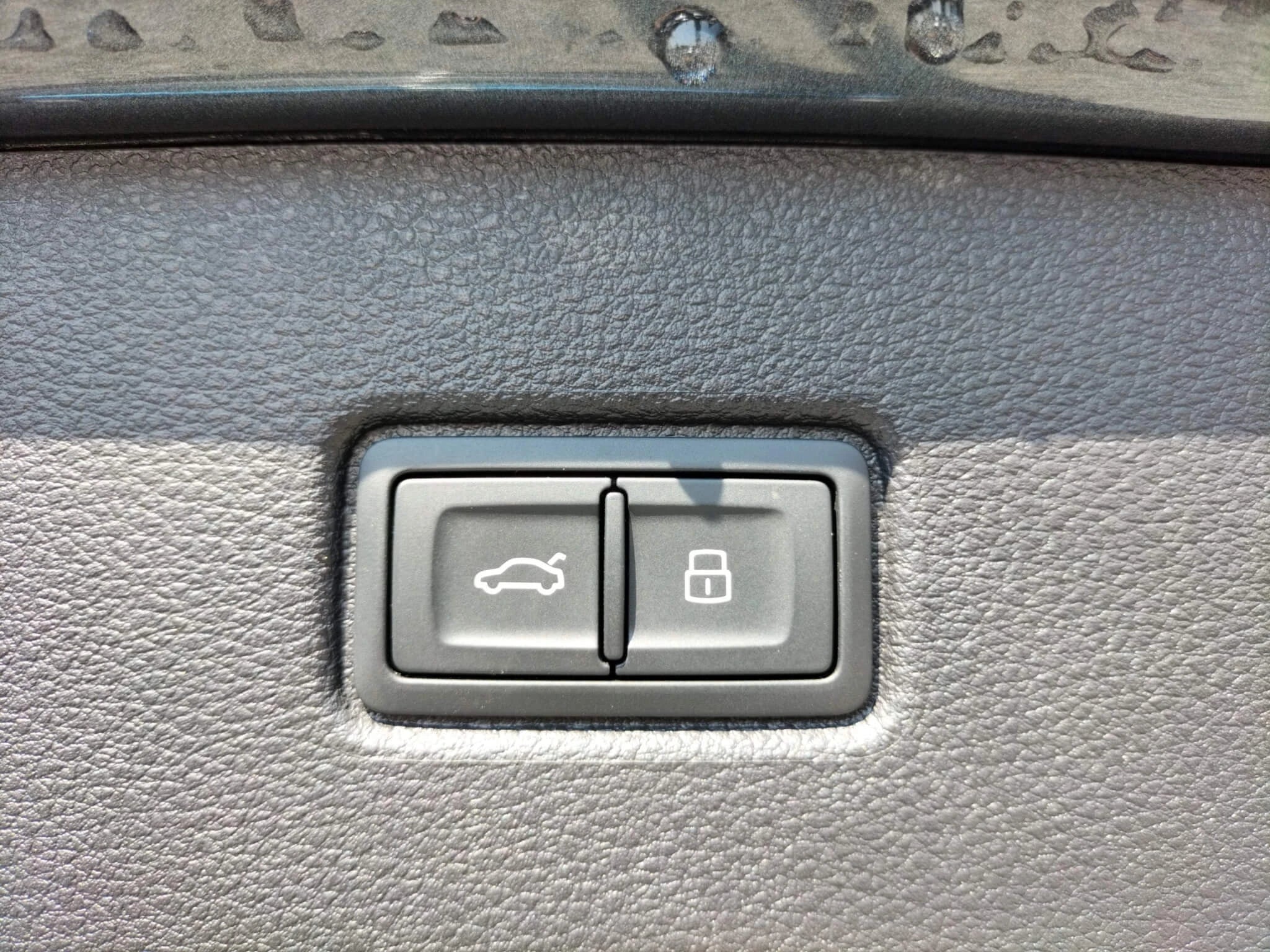 Audi Q7 S line 55 TFSIe quattro - Samsaru's Car Outlet