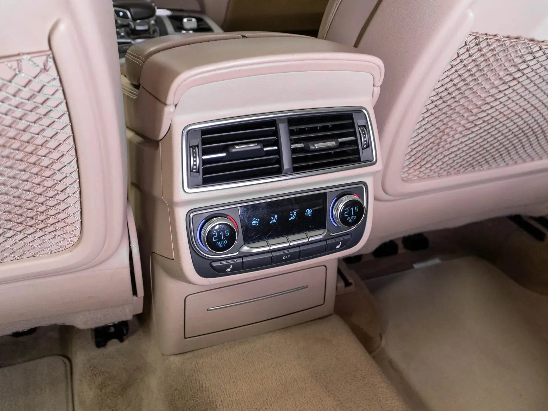 Audi Q7 3.0 TDI quattro - Samsaru's Car Outlet