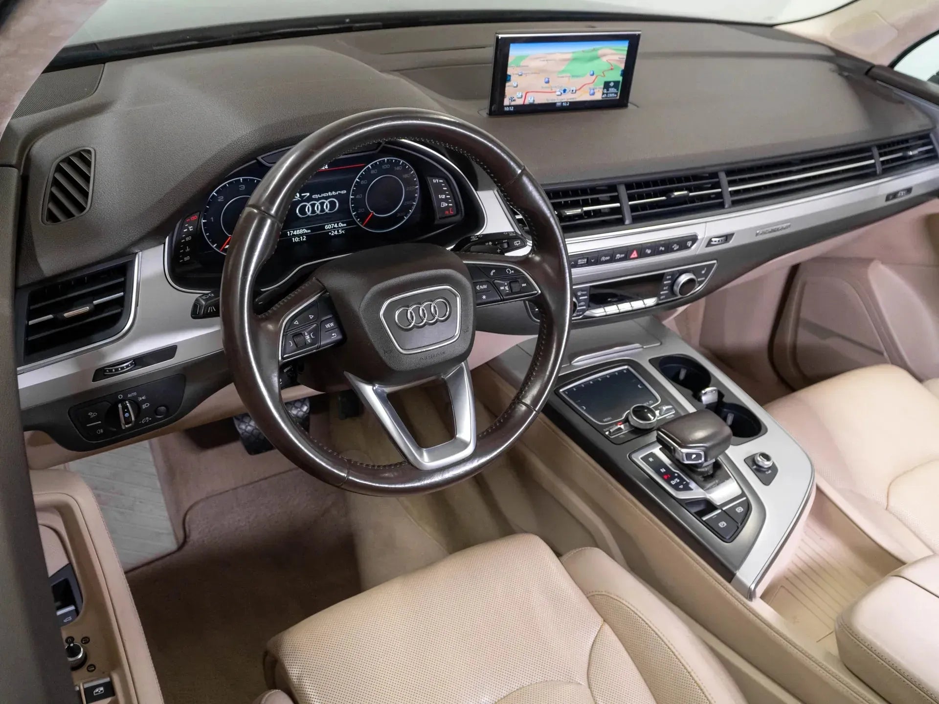 Audi Q7 3.0 TDI quattro - Samsaru's Car Outlet