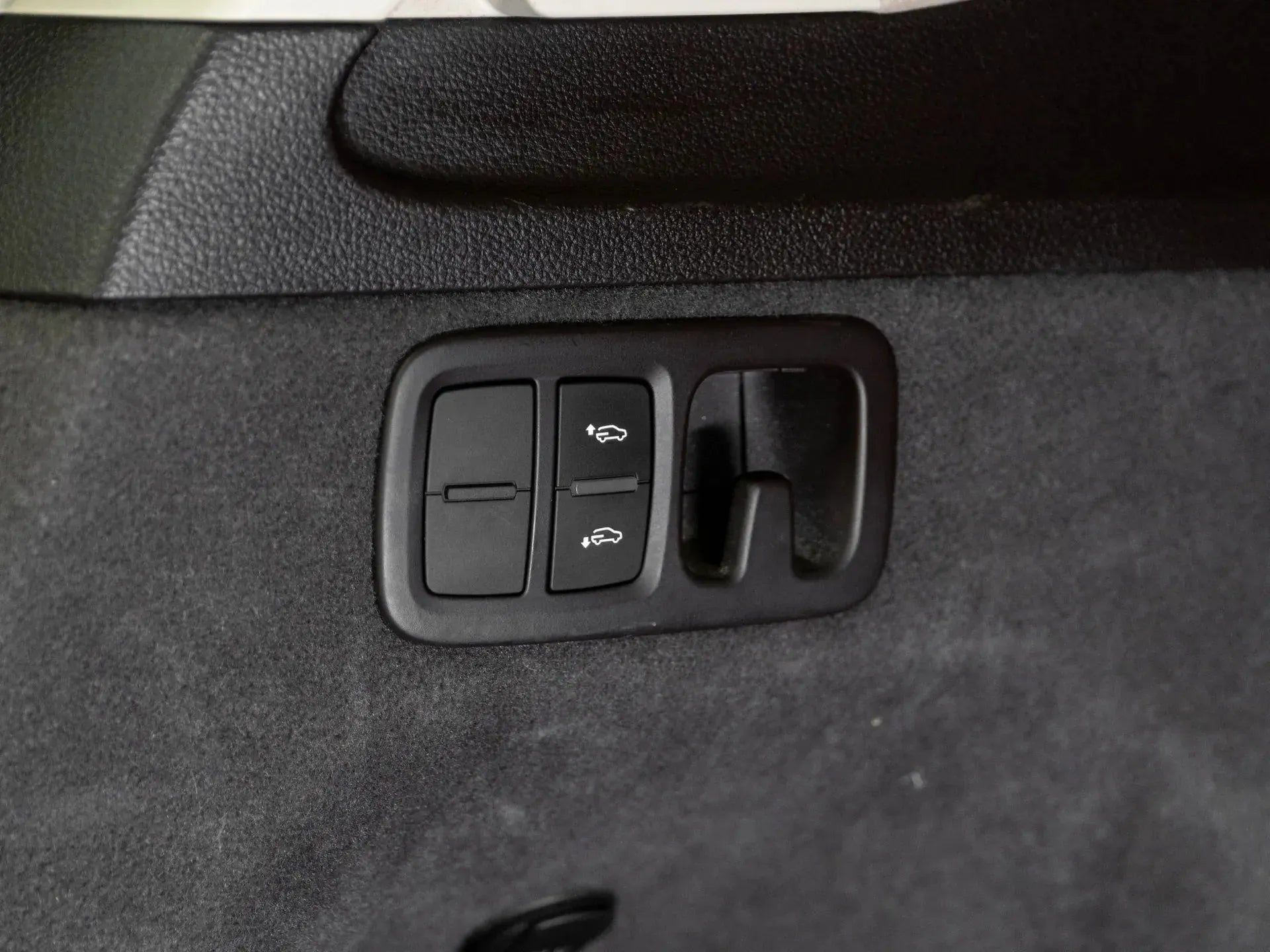Audi Q7 3.0 TDI quattro - Samsaru's Car Outlet