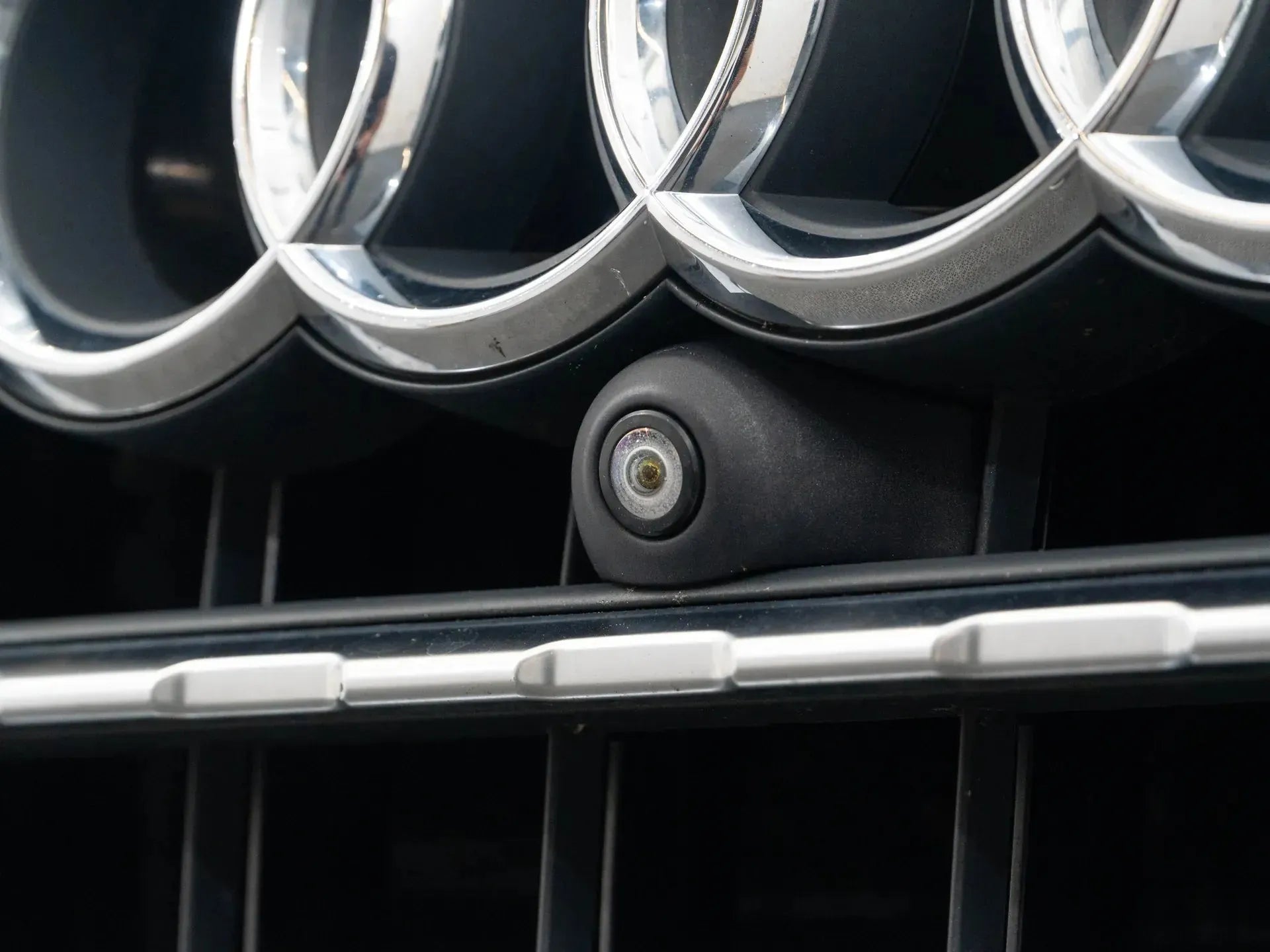 Audi Q7 3.0 TDI quattro - Samsaru's Car Outlet