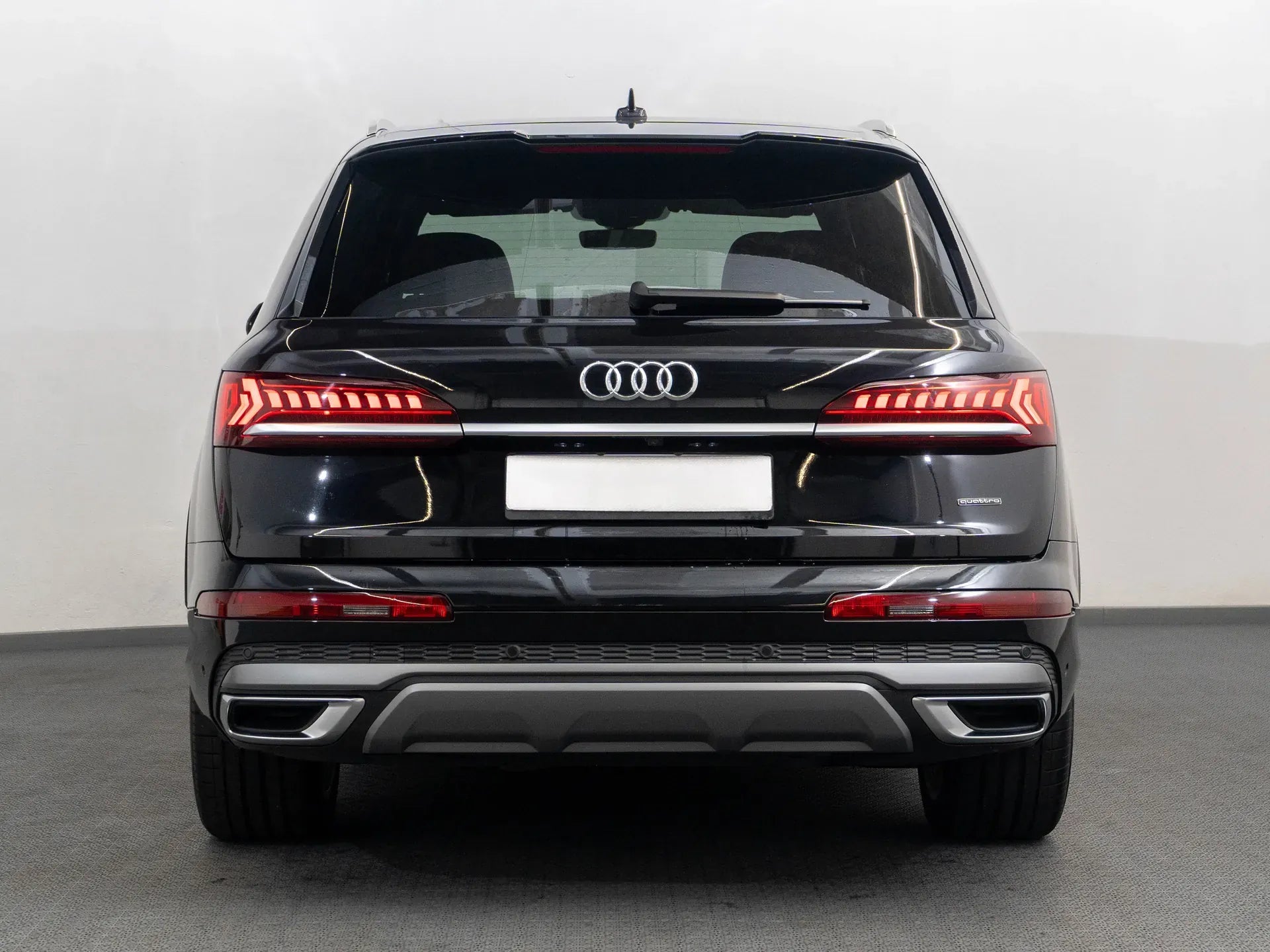 Audi Q7 S line 50 TDI quattro - Samsaru's Car Outlet