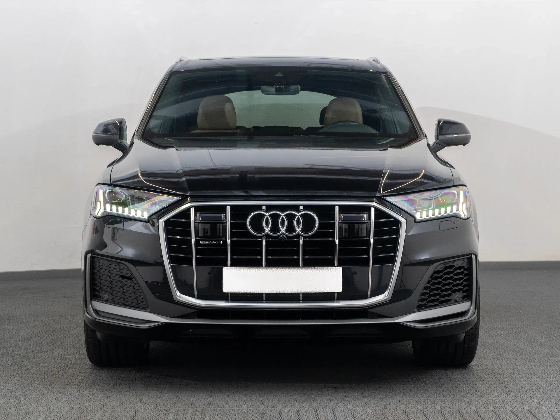 Audi Q7 S line 50 TDI quattro - Samsaru's Car Outlet