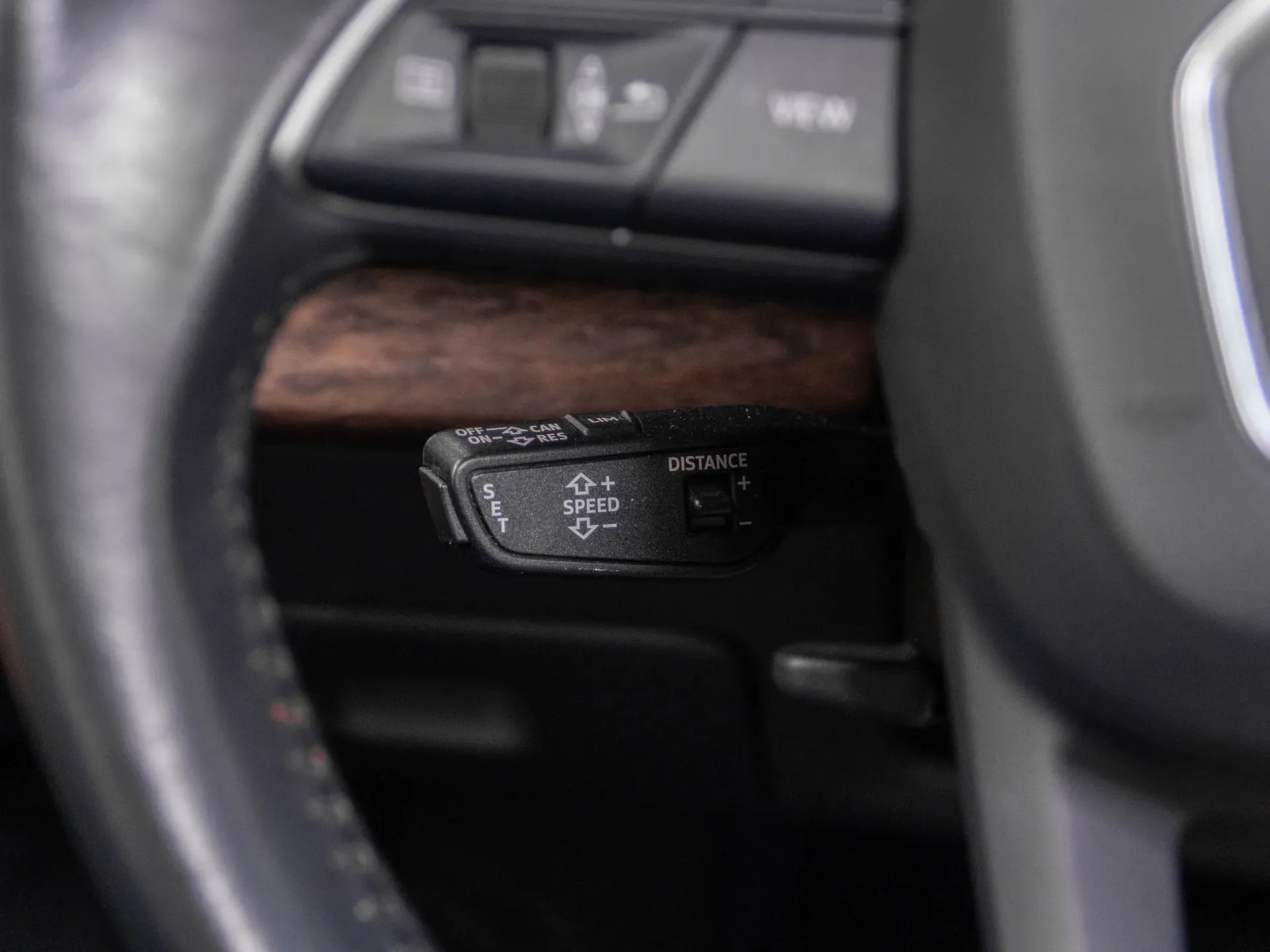Audi Q7 S line 50 TDI quattro - Samsaru's Car Outlet