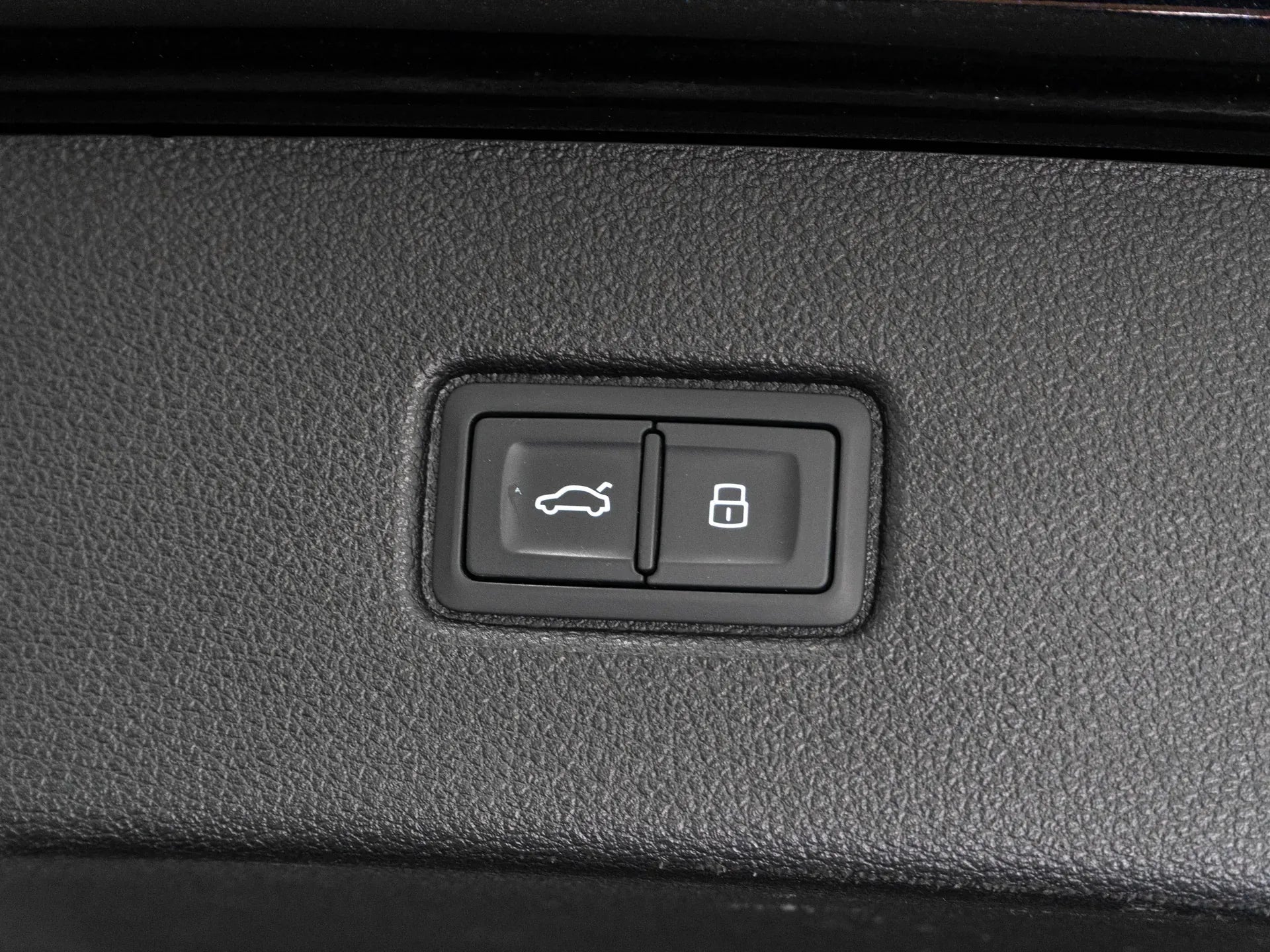 Audi Q7 S line 50 TDI quattro - Samsaru's Car Outlet