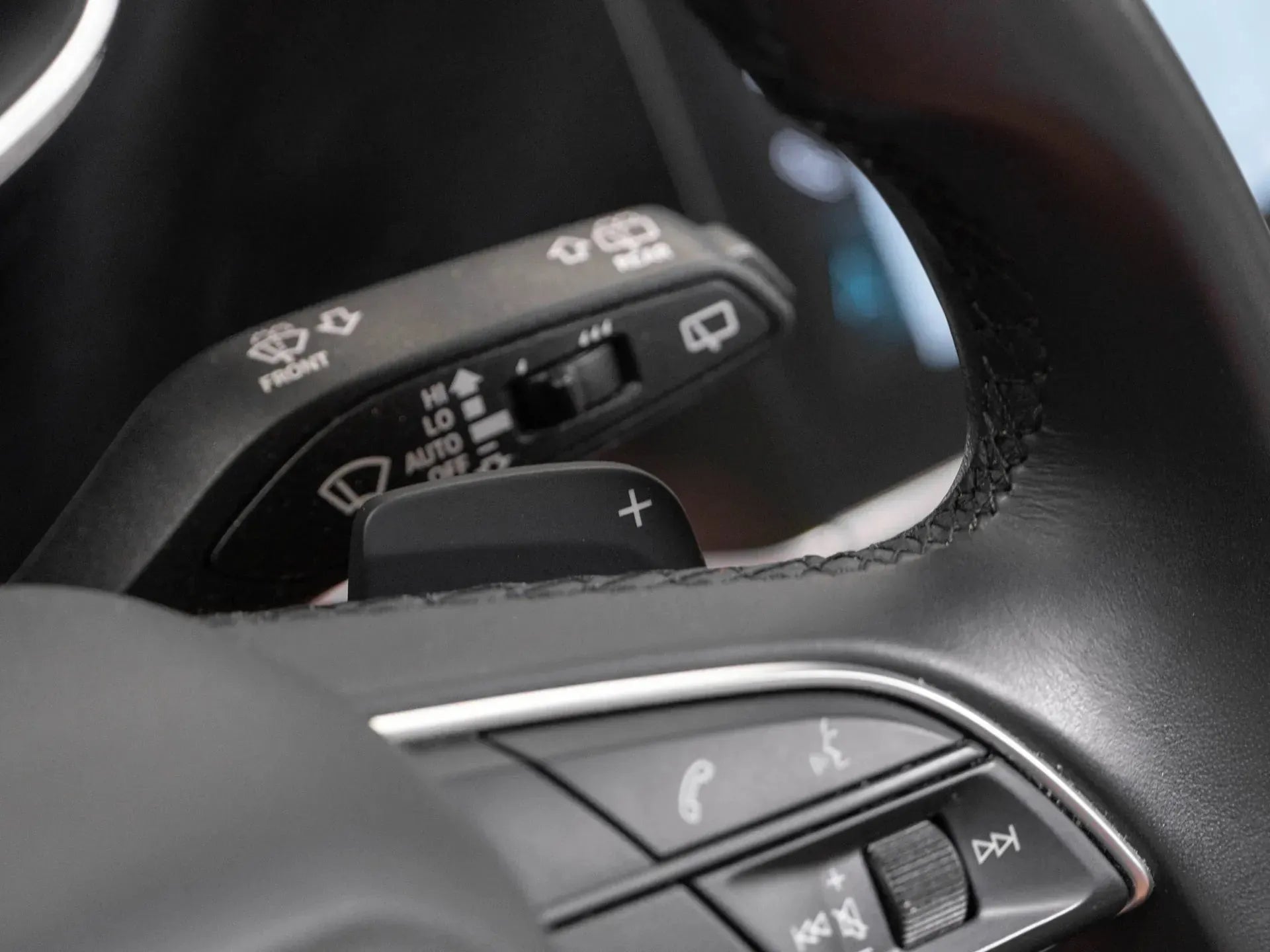 Audi Q7 50 TDI quattro - Samsaru's Car Outlet
